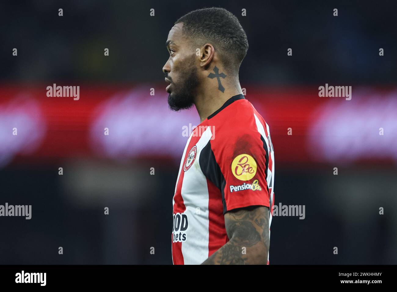 Tatouage au cou d'Ivan Toney de Brentford lors du match de premier League Manchester City vs Brentford à l'Etihad Stadium, Manchester, Royaume-Uni, 20 février 2024 (photo par Mark Cosgrove/News images) Banque D'Images