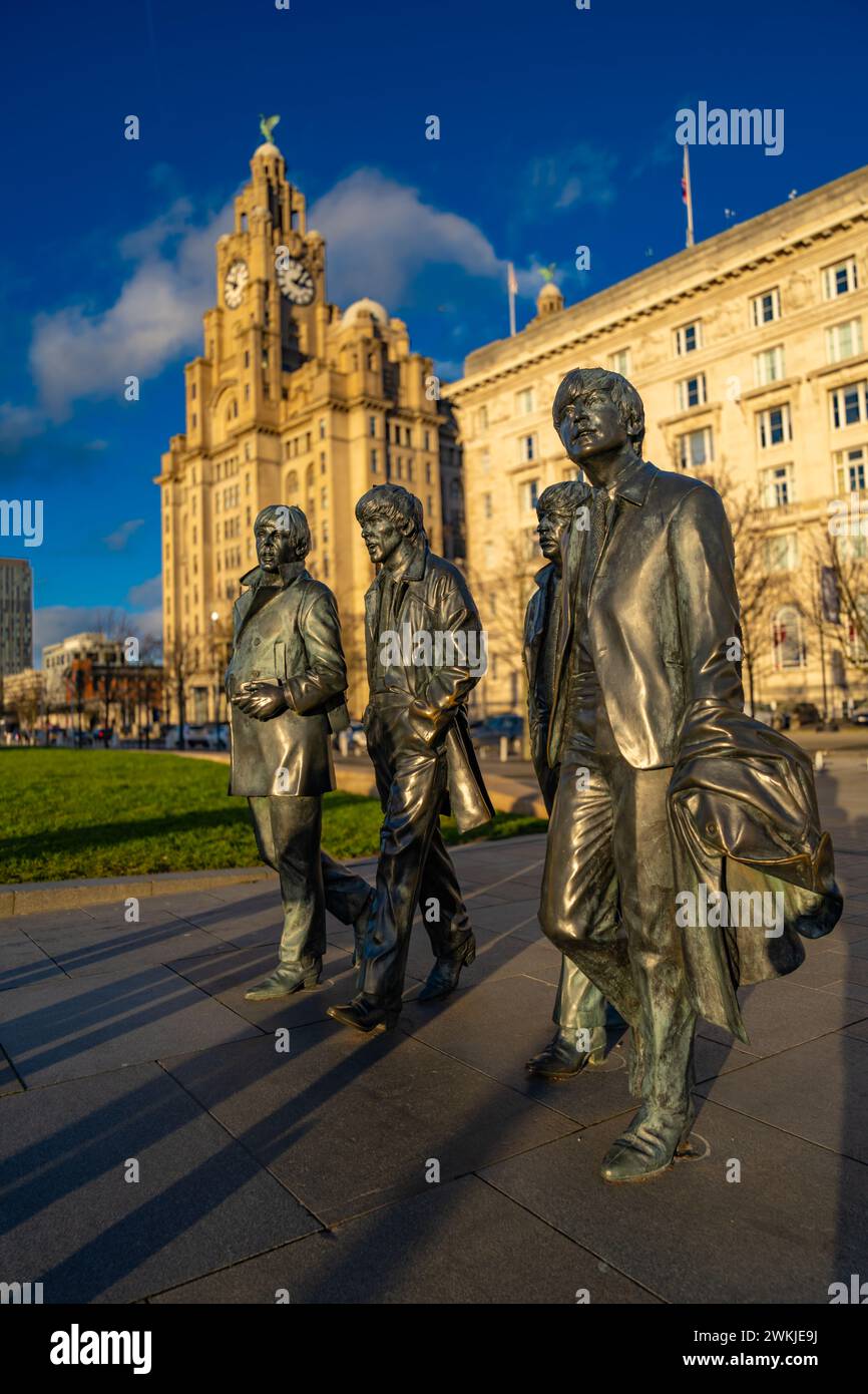 Le mémorial des Beatles au Pier Head Liverpool Merseyside Banque D'Images