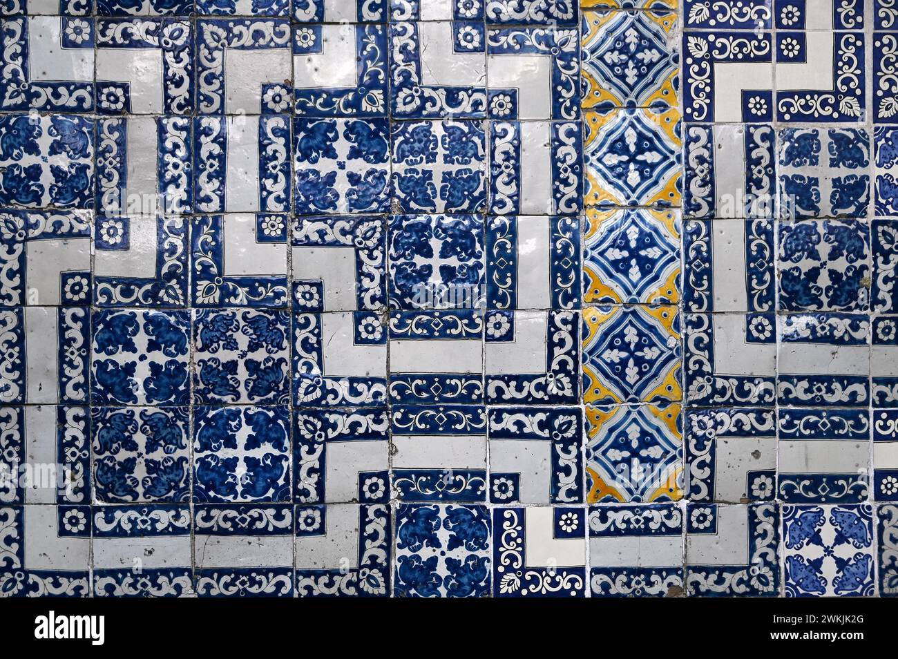 Tuiles colorées à la Casa de los Azulejos dans le centre historique de Mexico Banque D'Images