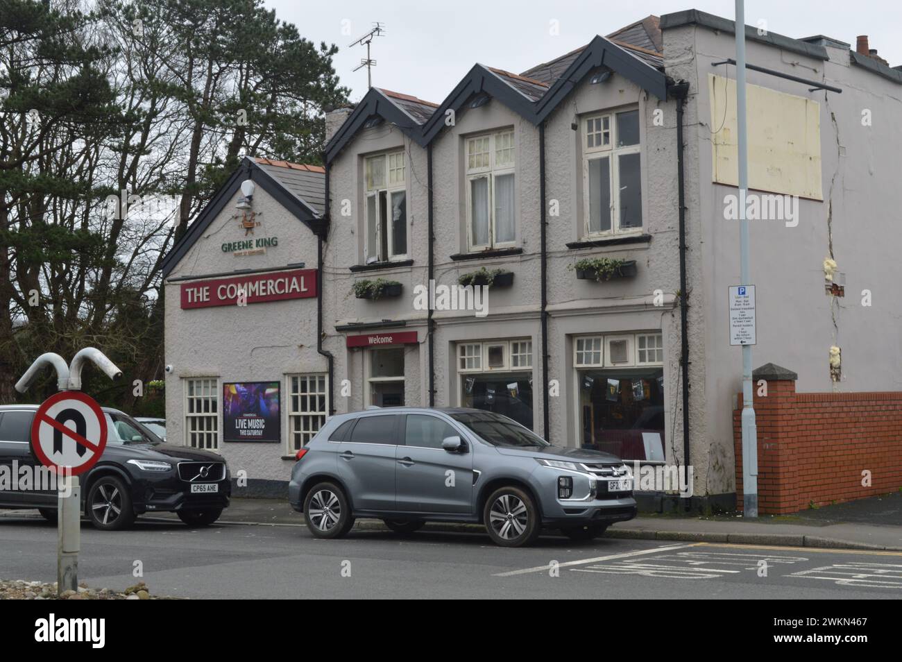The commercial, a Greene King Pub à Killay, Swansea, pays de Galles, Royaume-Uni. 16 février 2024 Banque D'Images