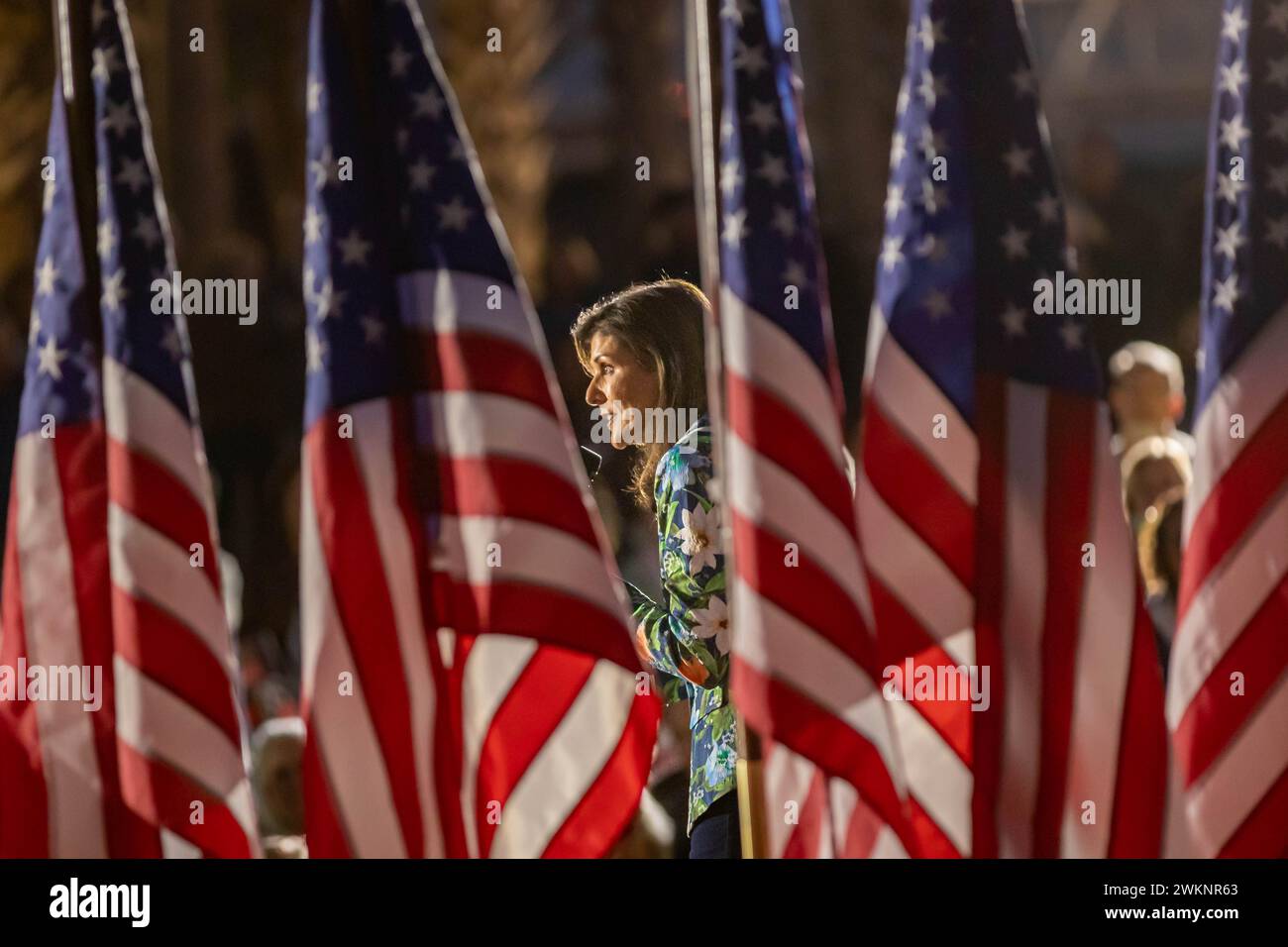 BEAUFORT, CAROLINE DU SUD - 21 FÉVRIER : le candidat républicain à la présidence, l'ancien ambassadeur de l'ONU Nikki Haley, prend la parole lors d'un événement de campagne au Henry C. Chambers Waterfront Park le 21 février 2024, à Beaufort, en Caroline du Sud. Haley a juré de rester dans la course présidentielle républicaine contre Donald Trump indépendamment du résultat des primaires de Caroline du Sud de samedi, disant qu'elle ne reculerait pas sous la pression de l'ancien président et de ses alliés. (Photo de Michael Nigro/Sipa USA) crédit : Sipa USA/Alamy Live News Banque D'Images