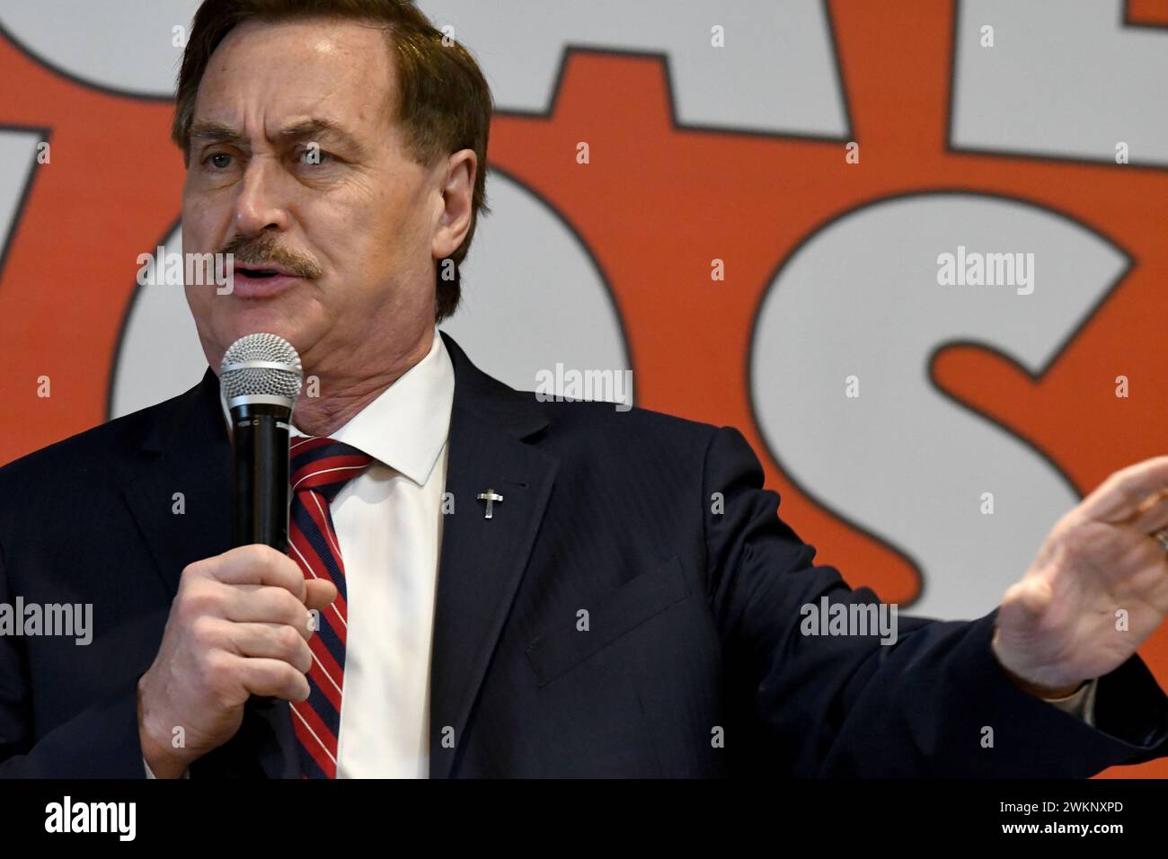 Mount Pleasant, Wisconsin, États-Unis. 21 février 2024. MIKE LINDELL, PDG de MyPillow, était le conférencier vedette lors d'un rassemblement le dimanche 4 février 2024 appelant au rappel du président de l'Assemblée du Wisconsin Robin vos (R-Rochester). L'effort de rappel a été déclenché par les théoriciens du complot électoral irrités par le refus de VosÃ de révoquer les résultats des élections de 2020 et de soutenir leur effort de destitution de l'administrateur de la Commission électorale du Wisconsin. L'événement, a Banque D'Images