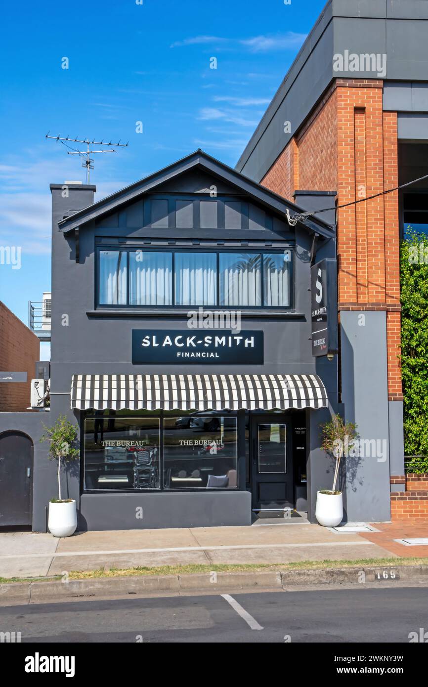 Bureau de Slack-Smith Financial Accountants au-dessus du Bureau Cafe à Tamworth Australua. Banque D'Images