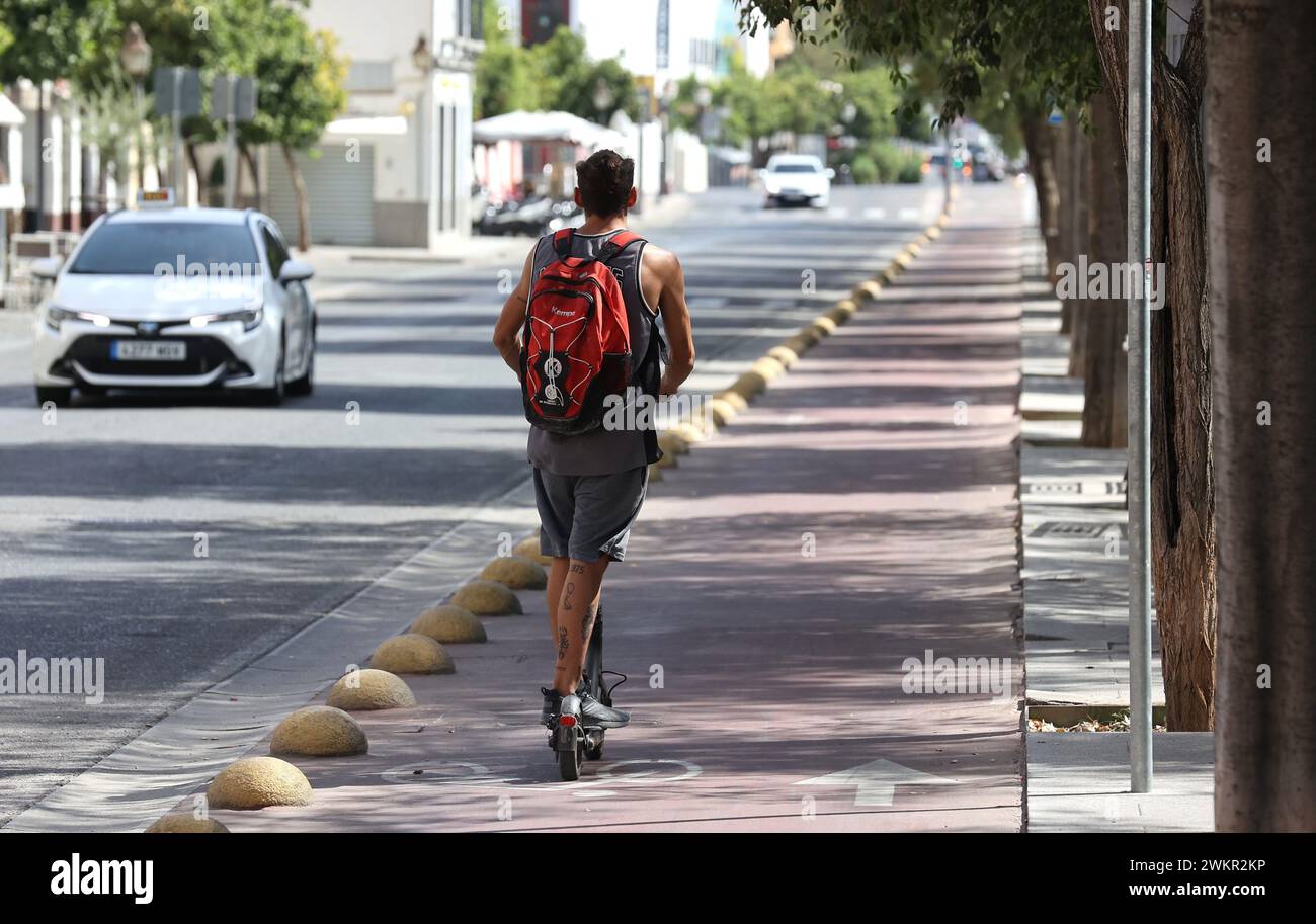 Córdoba, 15/08/2023. Rapport sur les scooters électroniques dans la ville. Photo : Valerio Merino. ARCHCOR. Crédit : album / Archivo ABC / Valerio Merino Banque D'Images