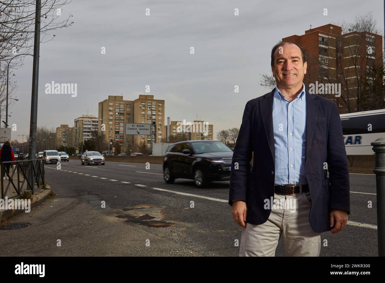 Madrid, 02/08/2024. Rue Villagarcía avec l'autoroute du Sud-Ouest à Lucero. Portraits posés à Borja Carabante, déléguée de la zone gouvernementale de l’urbanisme, de l’environnement et de la mobilité de la Mairie de Madrid, dans la zone où l’autoroute va être enterrée. Photo : Guillermo Navarro. ARCHDC. Crédit : album / Archivo ABC / Guillermo Navarro Banque D'Images