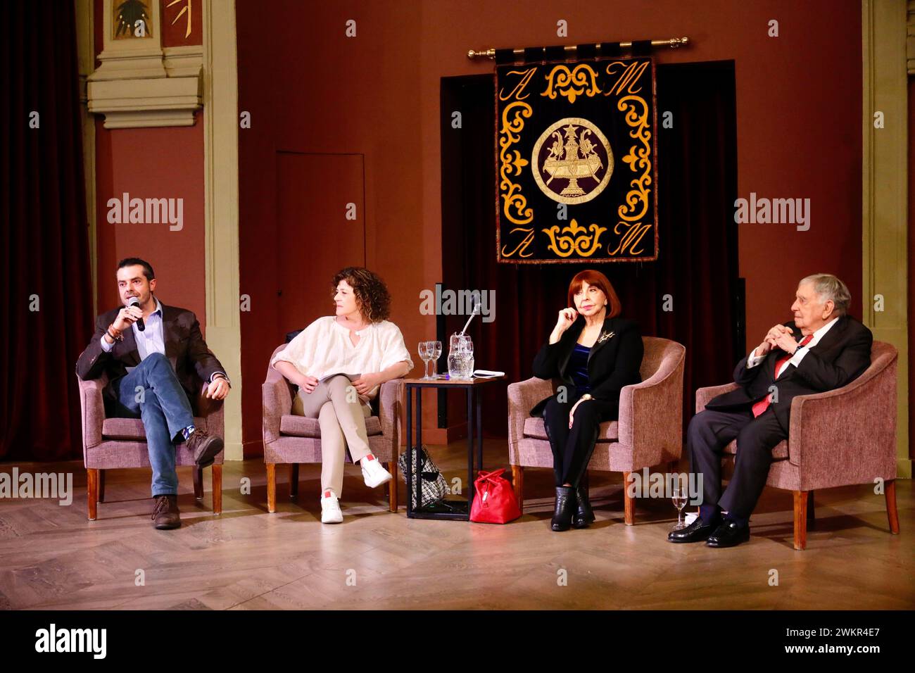 Madrid, 12/11/2023. Athenaeum de Madrid. Présentation du livre ?ma vie avec Alberti? Par sa veuve María Asunción Mateo. Luis María Ansón, le rédacteur en chef Ángeles López et le présentateur Joaquín Pérez Azaústre y participent également. Photo : Guillermo Navarro. ARCHDC. Crédit : album / Archivo ABC / Guillermo Navarro Banque D'Images