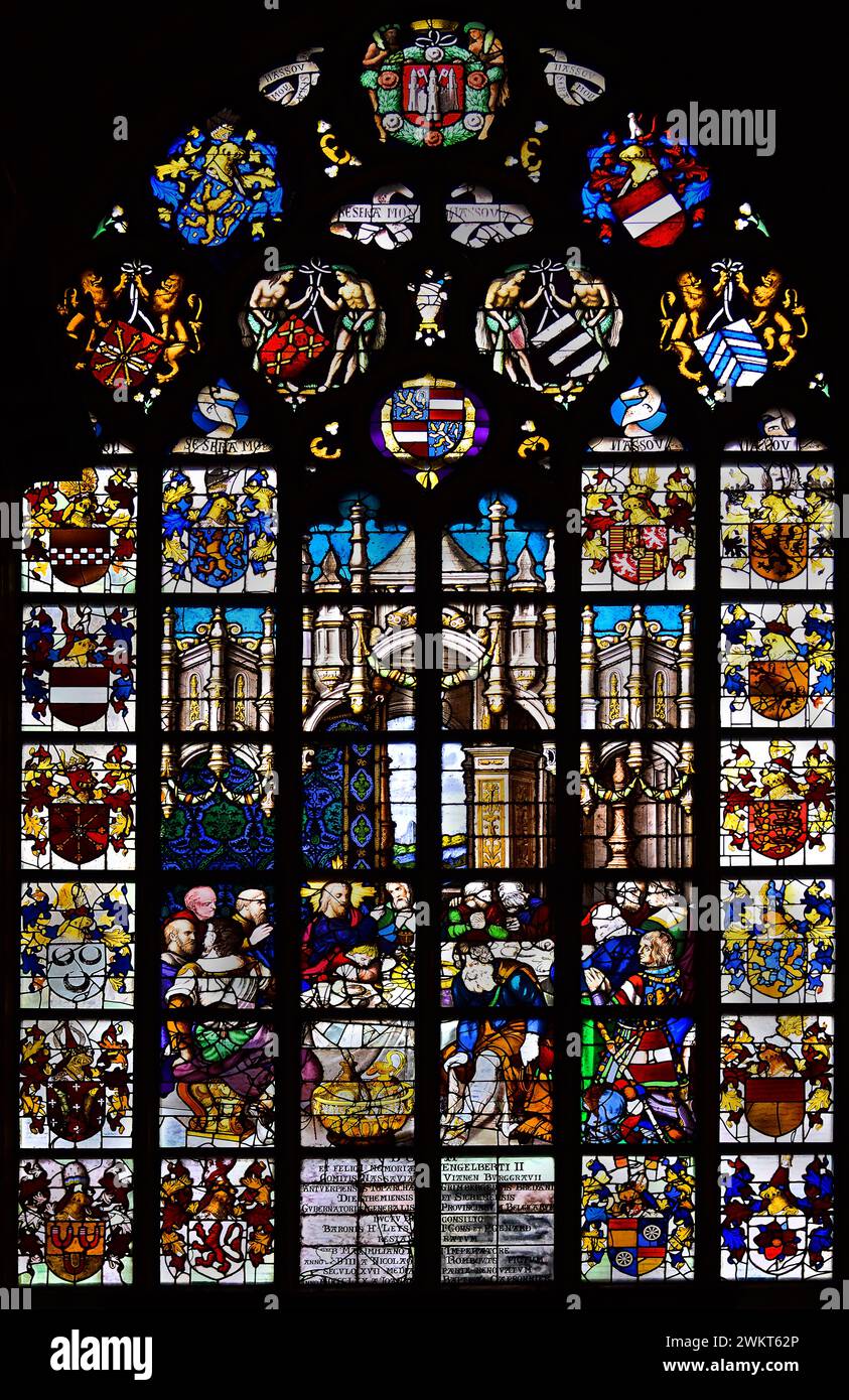 Un des vitraux de la cathédrale notre-Dame - onze-Lieve-Vrouwekathedraal, Anvers, Belgique, Belgique Banque D'Images