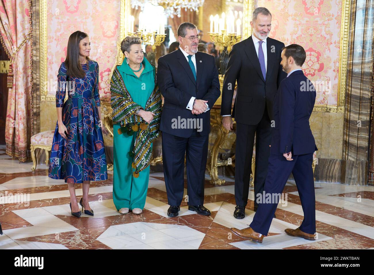 Le roi Felipe VI d'Espagne et la reine Letizia d'Espagne accueillent un déjeuner pour le président du Guatemala Cesar Bernardo Arevalo de Leon et son épouse Lucrecia Eugenia Peinado Villanueva au Palais Royal le 22 février 2024 à Madrid, Espagne (photo par Oscar Gonzalez/Sipa USA) (photo Oscar Gonzalez/Sipa USA) Banque D'Images