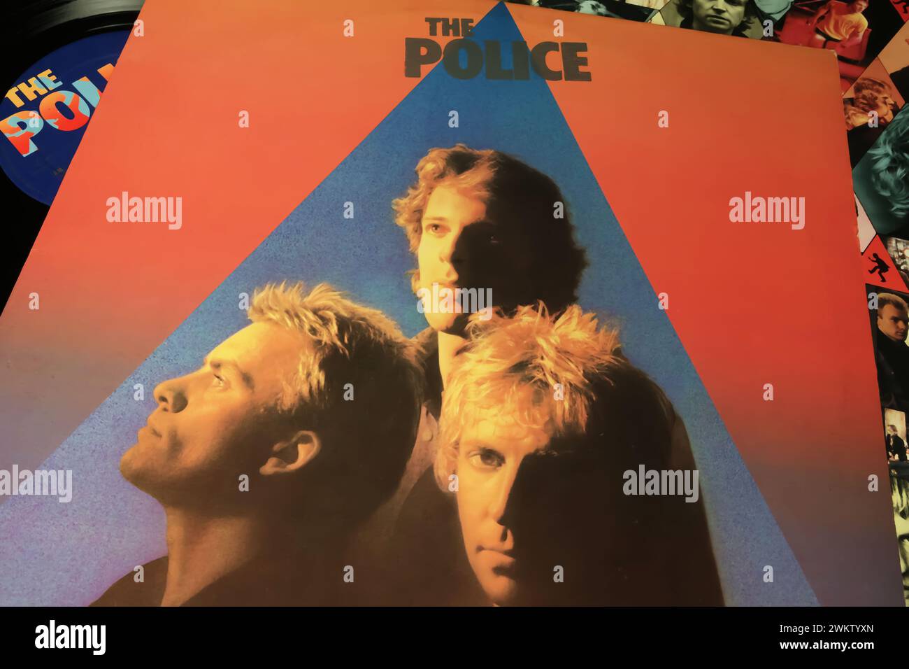 Viersen, Allemagne - 9 janvier. 2024 : gros plan sur la pochette de l'album vinyle Zenyatta Mondatta du groupe britannique The police datant de 1980 Banque D'Images