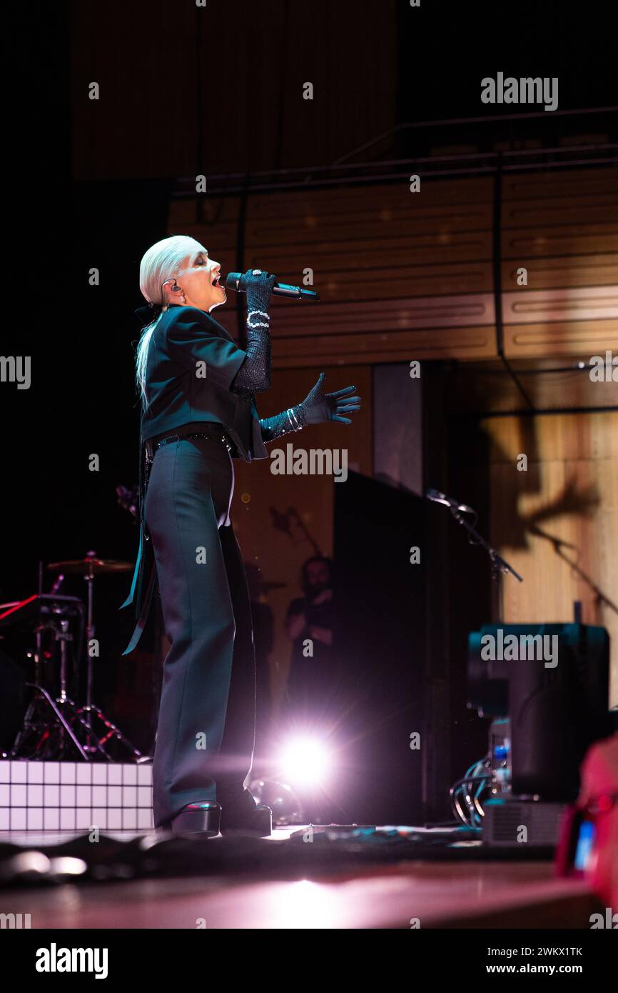 Gateshead, Royaume-Uni - Alison Goldfrapp se produit au Glasshouse, Gateshead le 22 février lors de la première nuit de sa tournée britannique. Crédit photo Jill O'Donnell/Alamy Live News Banque D'Images