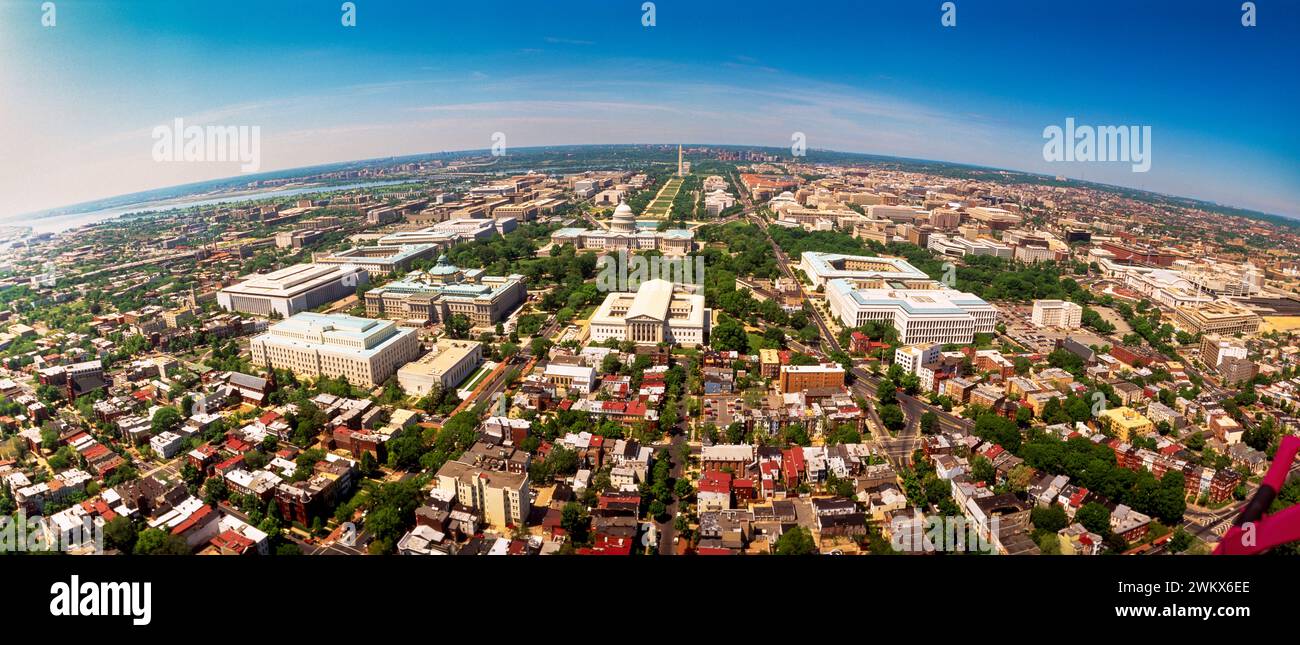 Vue aérienne des bâtiments dans une ville, Capitol Hill, Washington DC, États-Unis Banque D'Images