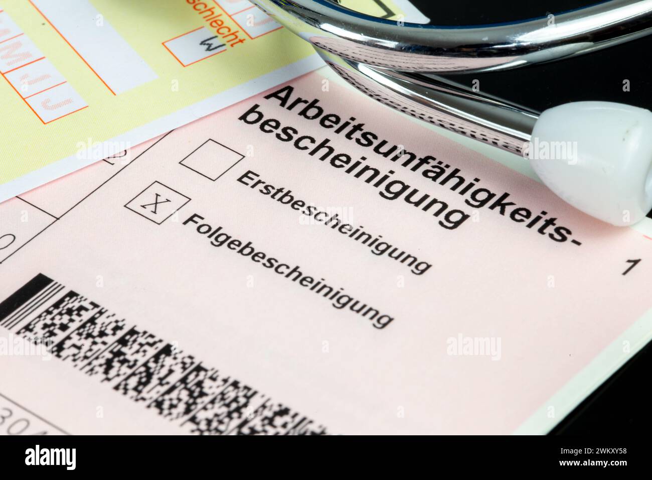 Gros plan d'un certificat d'incapacité de travail, Allemagne Banque D'Images