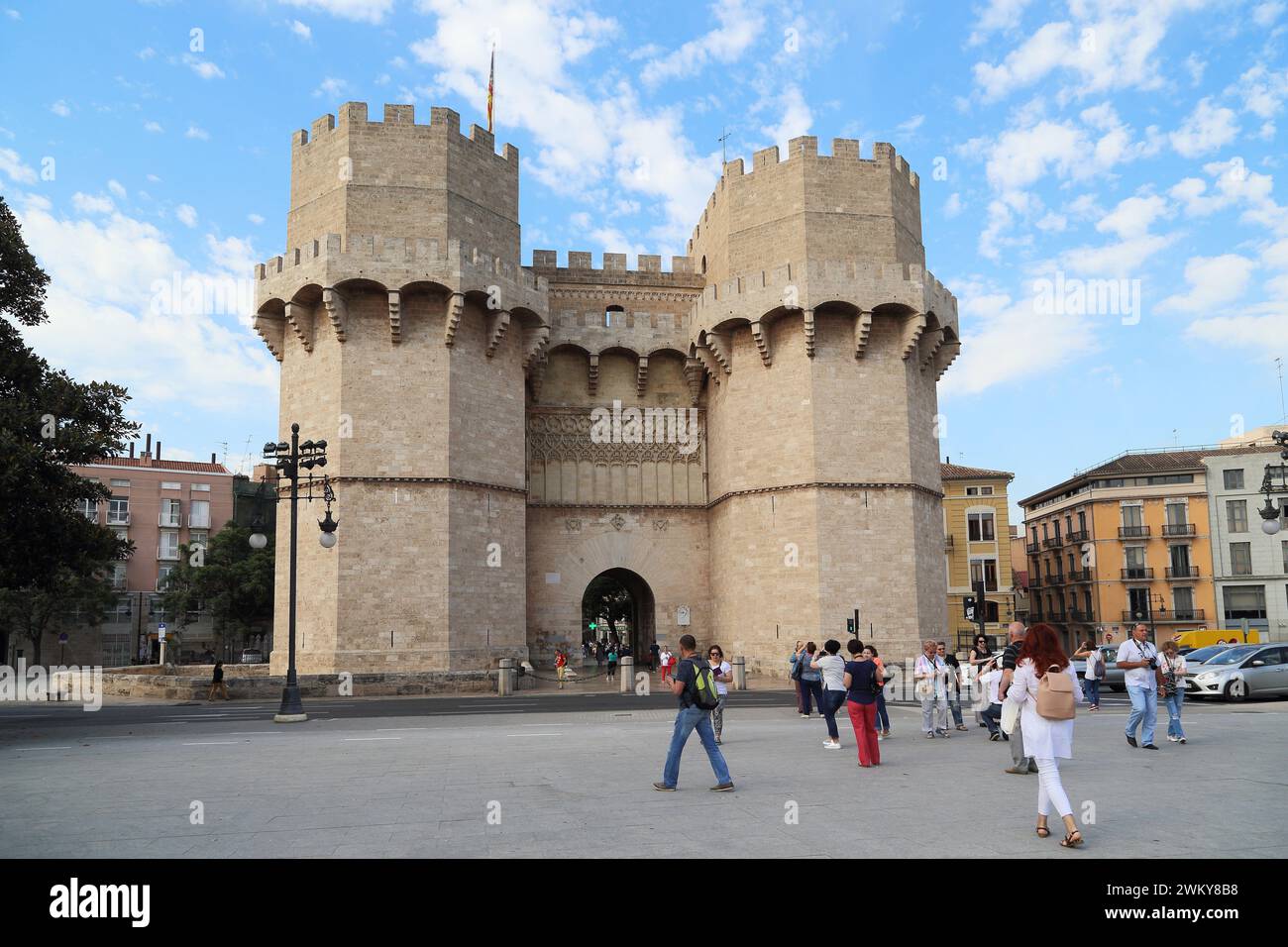 VALENCE, ESPAGNE - 18 MAI 2017 : les tours Serranos sont la porte médiévale des murs de la forteresse de la ville. Banque D'Images