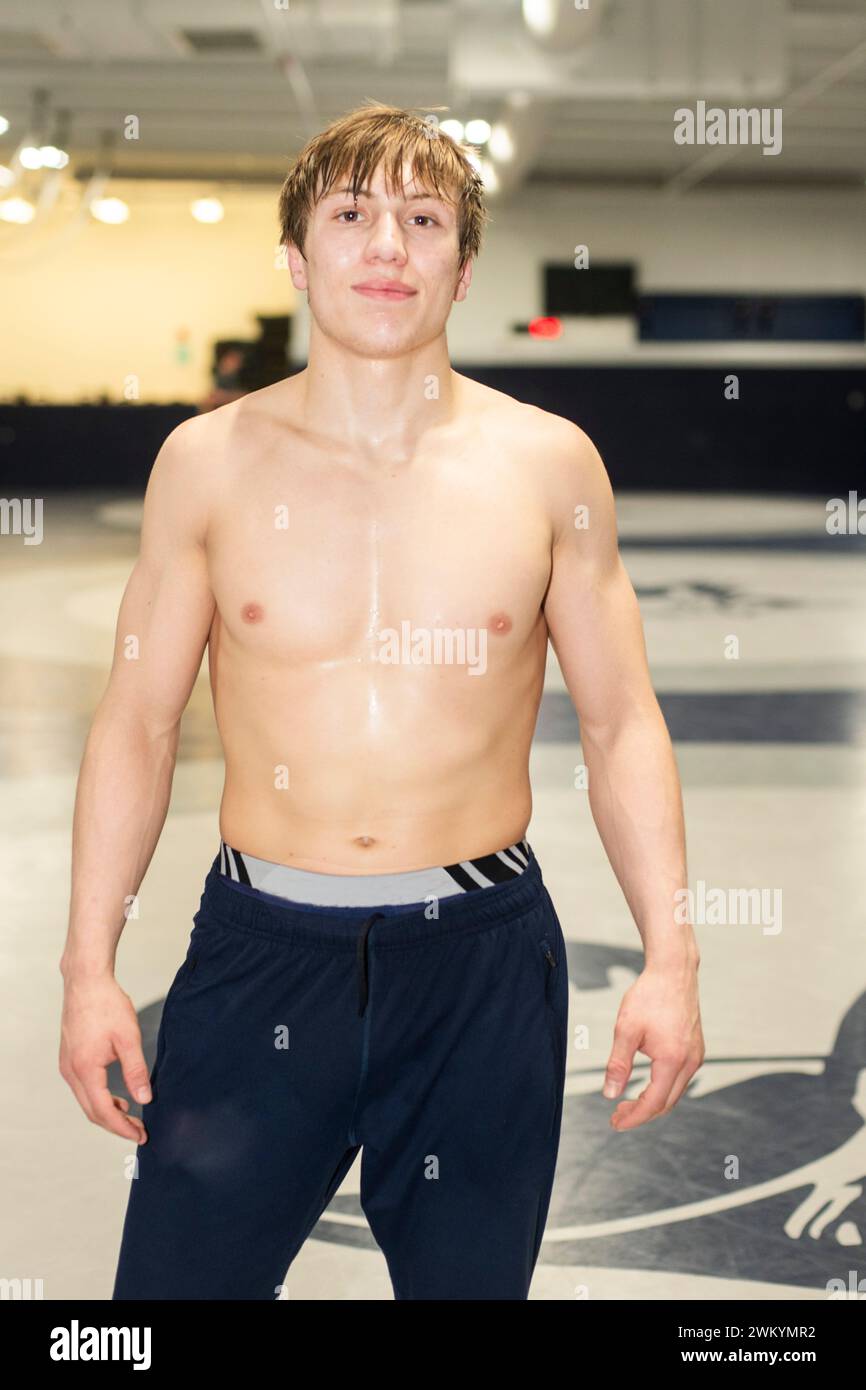 Portrait lycéen d'un lutteur masculin après la pratique Banque D'Images