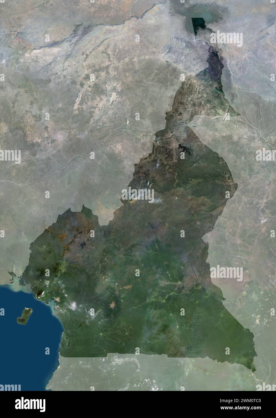 Image satellite couleur du Cameroun, avec masque. Banque D'Images