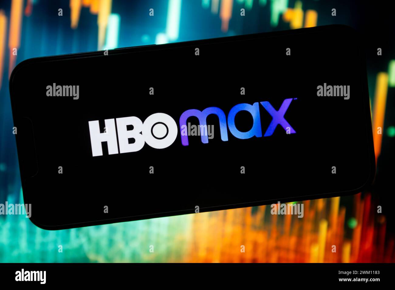 Dans cette illustration photo, un logo HBO Max vu affiché sur un smartphone. Banque D'Images