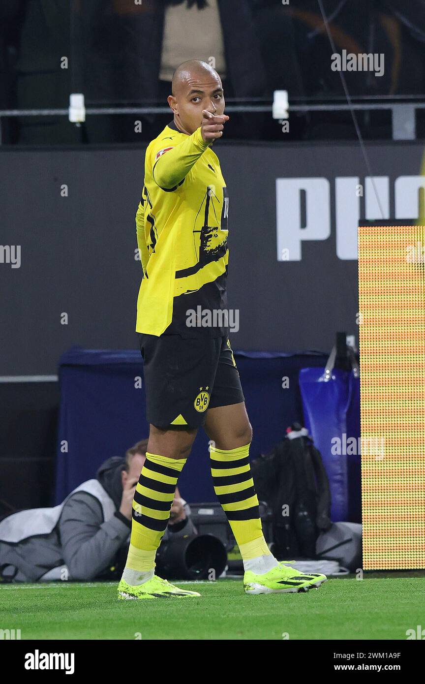 firo : 09.02.2024, football, football, 1ère Bundesliga, 1ère ligue, saison 2023/2024, BVB, Borussia Dortmund - SC Freiburg Donyell MALEN, BVB jubilation à 2-0 Banque D'Images