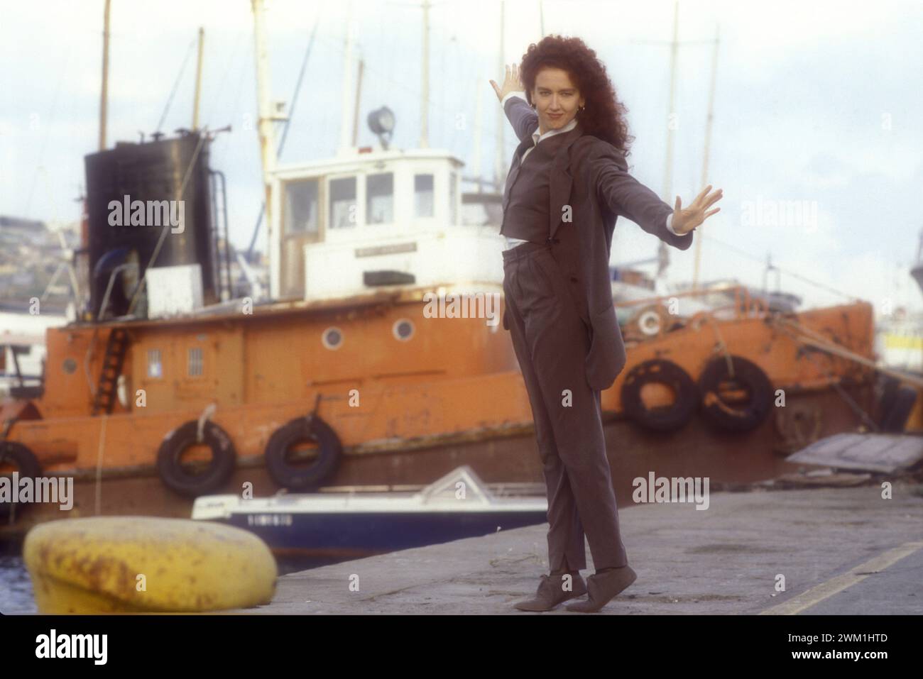 4069367 Festival de musique de Sanremo 1988. Chanteuse pop italienne Fiorella Mannoia (photo) ; (add.info.: Sanremo, Italie ; Italia, Festival di Sanremo 1988 Festival di Sanremo 1988. La cantante Fiorella Mannoia) ; © Marcello Mencarini. Tous droits réservés 2024. Banque D'Images