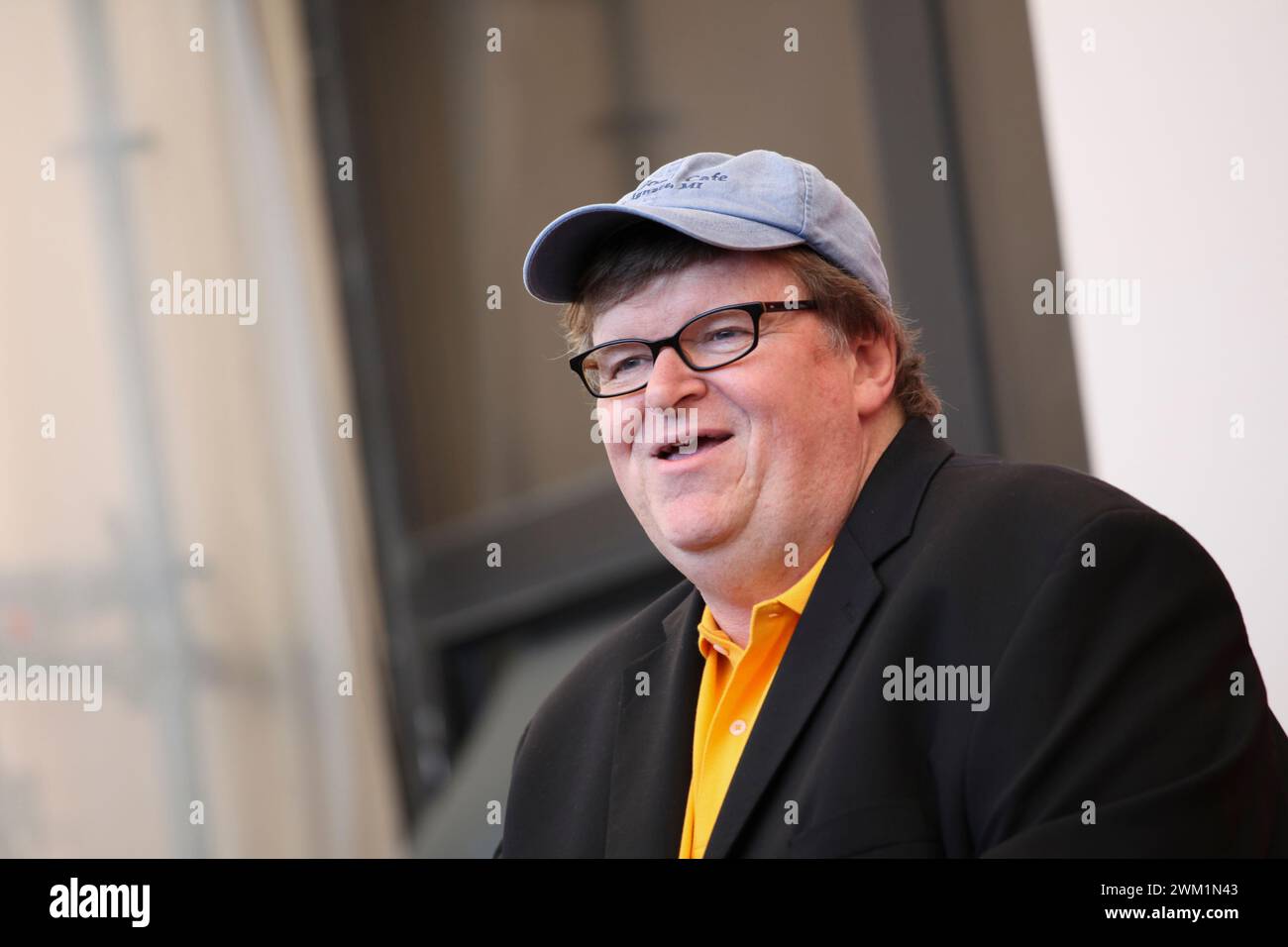 4070813 Lido de Venise, Festival du film de Venise 2009. Le réalisateur américain Michael Moore à photocoll pour son film 'Capitalism : a Love Story' (lauréat de l'Open Award) (photo) ; (add.info.: Lido di Venezia, Mostra del Cinema di Venezia 2009. Il regista ameriicano Michael Moore al photocall del suo film 'capitalisme : une histoire d'amour') ; © Marcello Mencarini. Tous droits réservés 2024. Banque D'Images