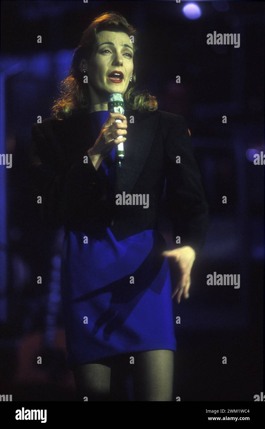 MME4731465 chanteuse et actrice allemande Ute Lemper (1991)/Ute Lemper, cantante e attrice (1991) - ; (add.info.: chanteuse et actrice allemande Ute Lemper (1991)/Ute Lemper, cantante e attrice (1991) -) ; © Marcello Mencarini. Tous droits réservés 2024. Banque D'Images