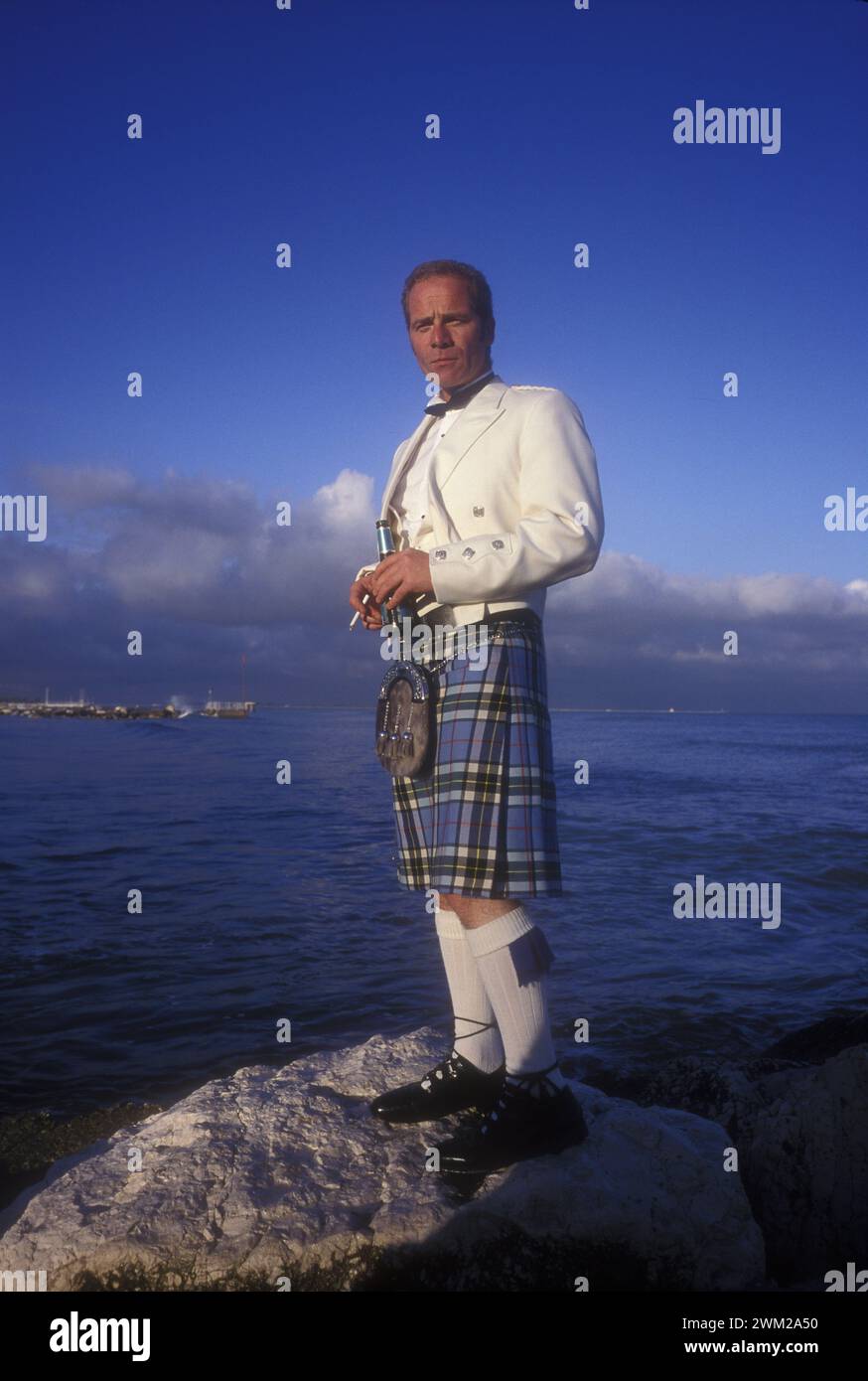 MME4809122 Lido de Venise, Festival du film de Venise 1998, acteur-réalisateur écossais Peter Mullan/Lido di Venezia, Festival du film di Venezia 1998. Il enregistre-attore scozzese Peter Mullan - ; (add.info.: Venice Lido, Venice film Festival 1998, acteur-réalisateur écossais Peter Mullan/Lido di Venezia, film Festival di Venezia 1998. Il enregistre-attore scozzese Peter Mullan -) ; © Marcello Mencarini. Tous droits réservés 2023. Banque D'Images