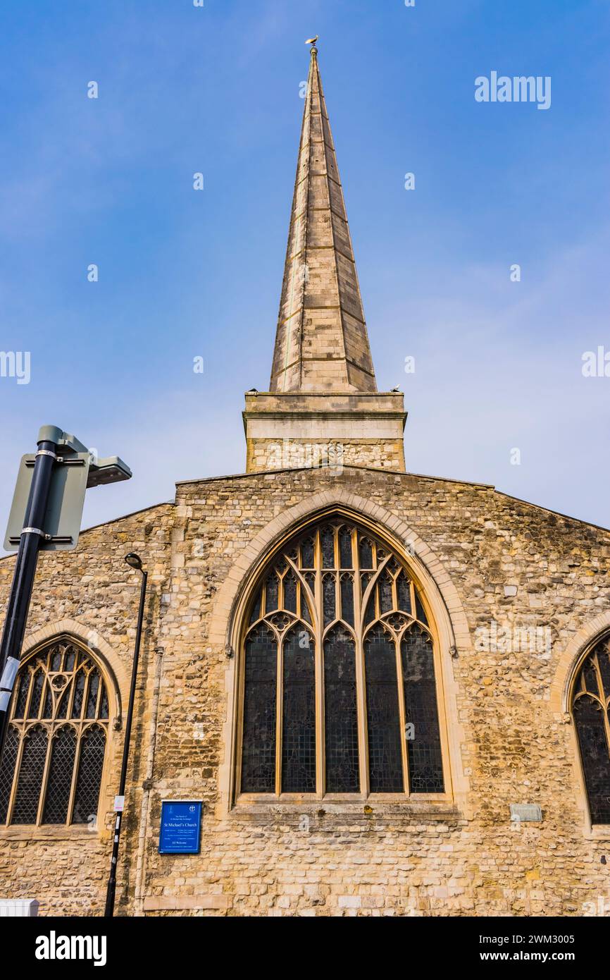 Prog Michael the Archange Church est le plus ancien bâtiment encore en usage dans la ville de Southampton, Hampshire, Angleterre, Royaume-Uni, Royaume-Uni, Royaume-Uni, Europe Banque D'Images