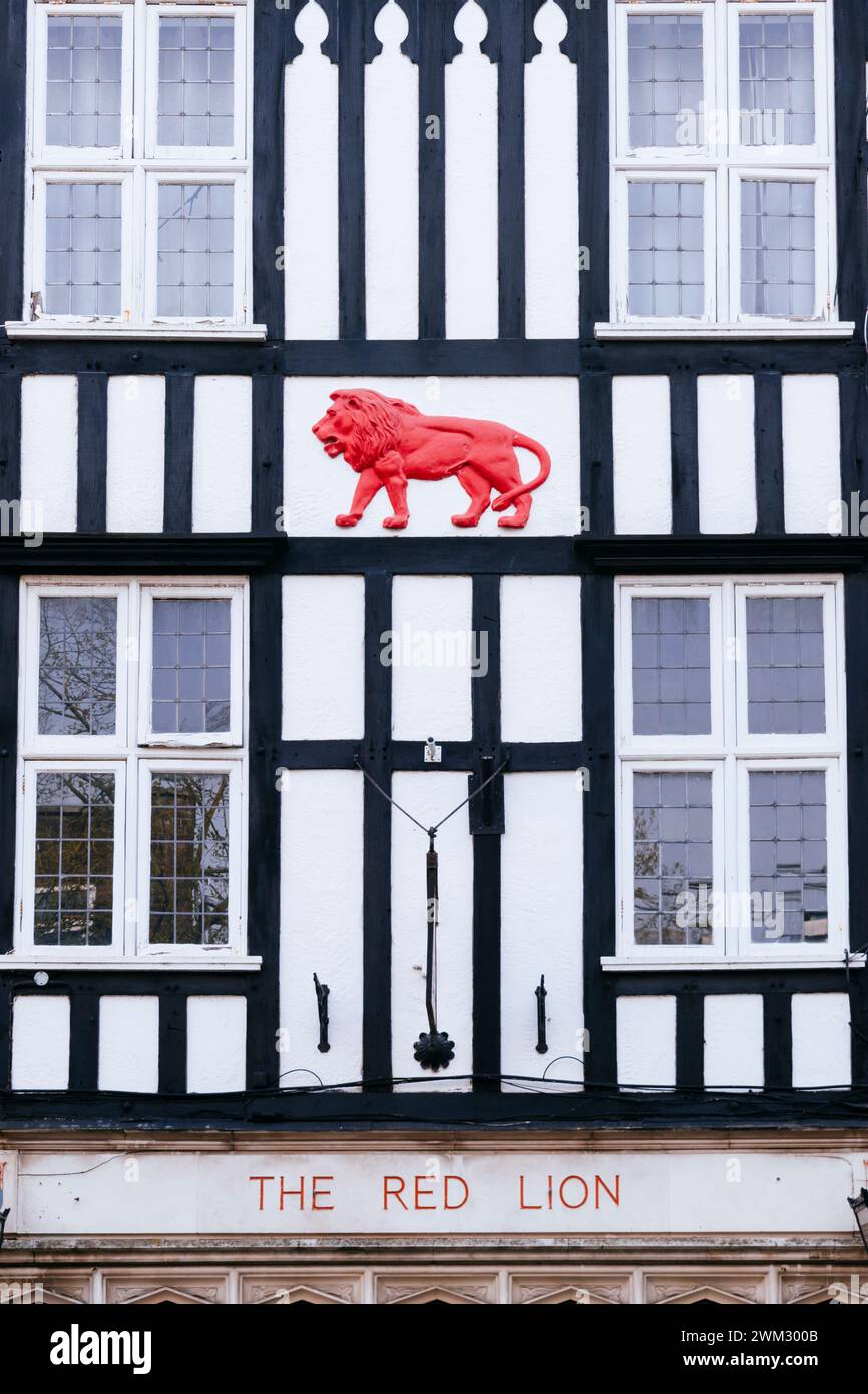 Détail de la façade. Pub Red Lion sur Southampton High Street. Southampton, Hampshire, Angleterre, Royaume-Uni, Royaume-Uni, Europe Banque D'Images