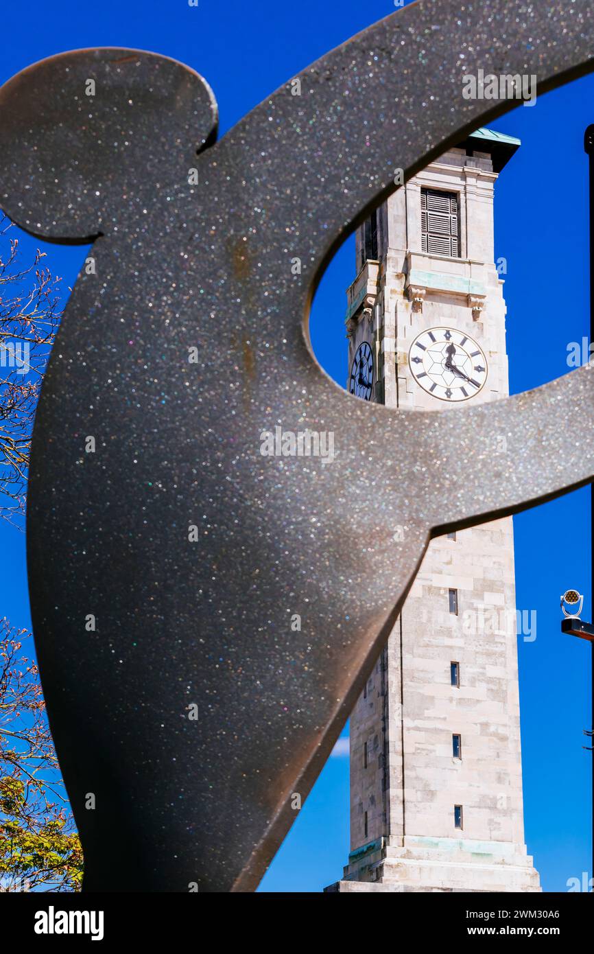 Kimber's Tower. Tour de l'horloge en pierre au Centre civique conçue par l'architecte Ernest Berry Webber. Southampton, Hampshire, Angleterre, Royaume-Uni, Royaume-Uni, euro Banque D'Images