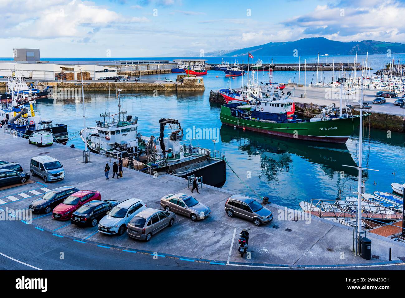 Port de pêche Getaria au coucher du soleil. Getaria, Guipúzcoa, País Vasco, Espagne, Europe Banque D'Images