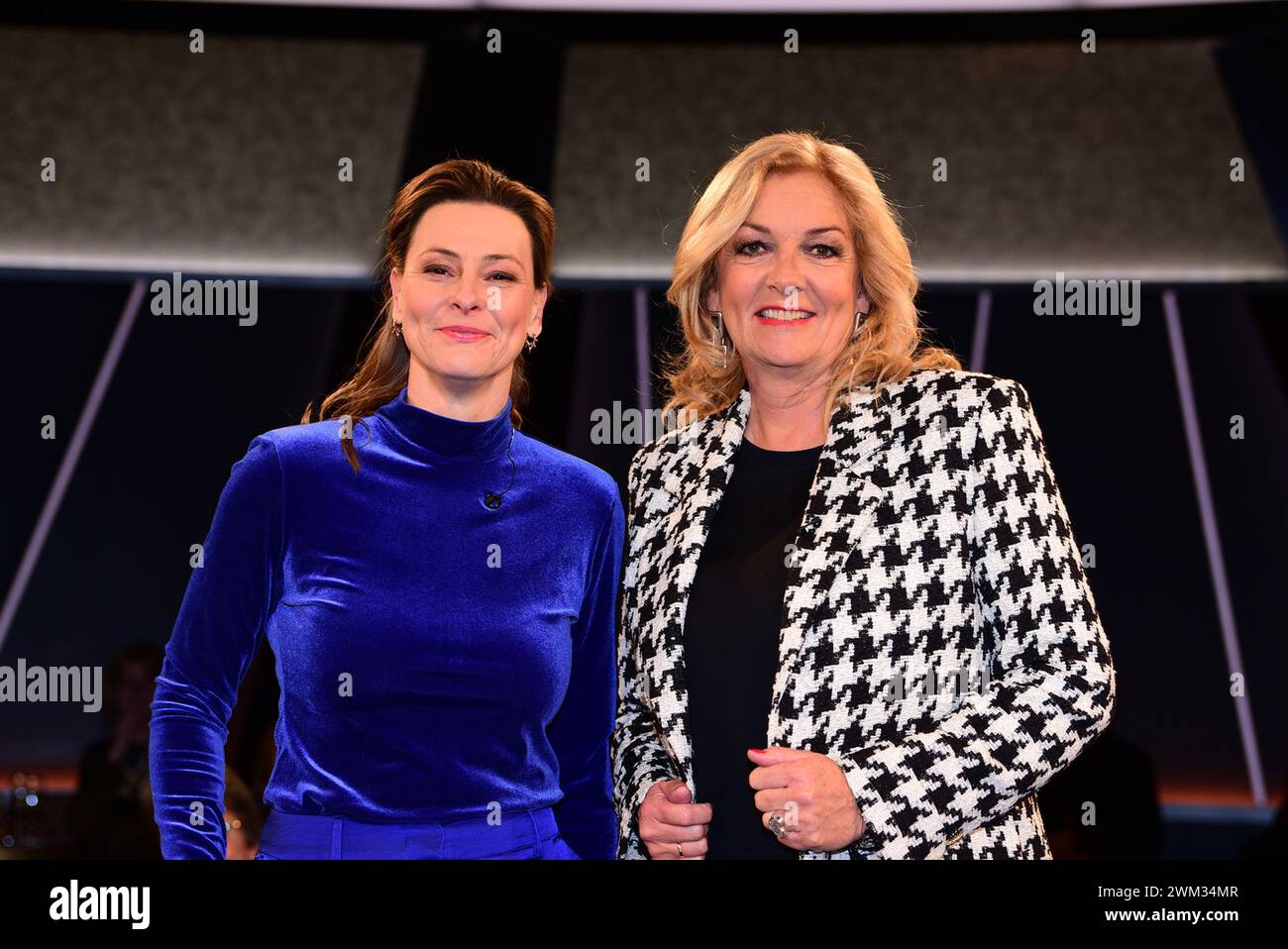 Anja Reschke und Bettina Tietjen BEI der NDR Talk Show AM 23.02.2024 à Hambourg Banque D'Images