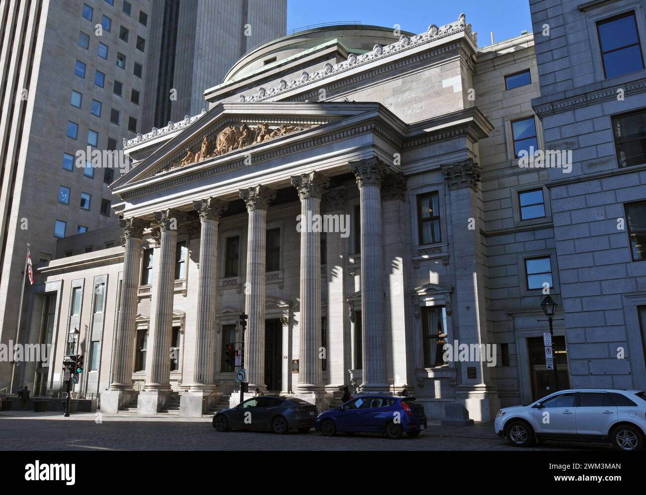 La principale succursale historique de la Banque de Montréal, construite en 1847 sur la place d'armes du Vieux-Montréal. Banque D'Images
