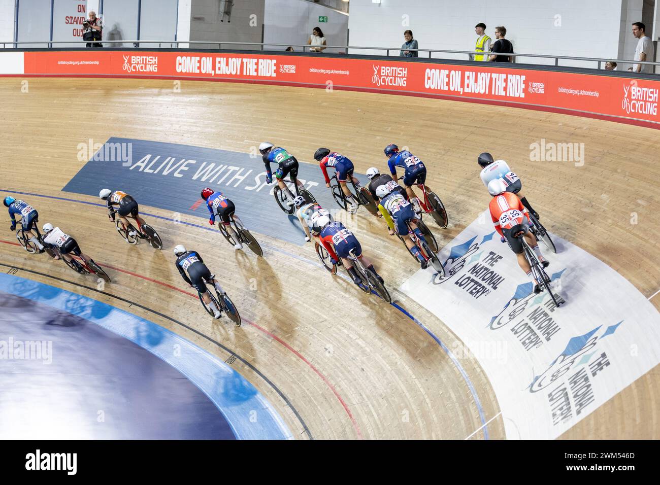 British National Track Championships 2024, National Cycling Centre, Manchester, 24 février 2024, Men's points Race qualification, crédit : Aaron Badkin/Alamy Live News Banque D'Images