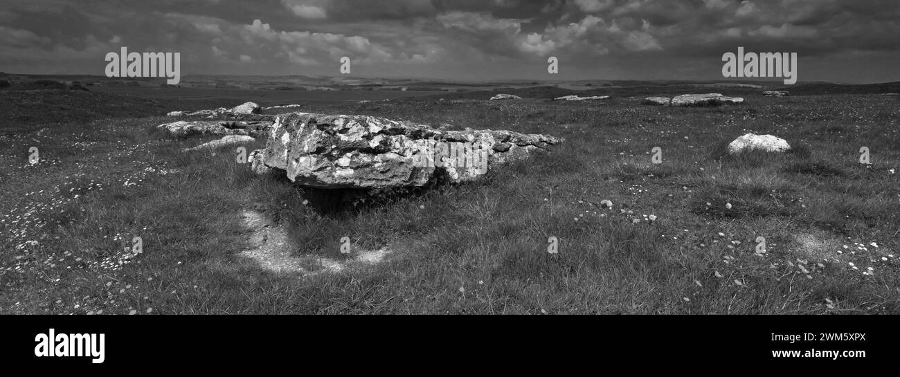 Arbor Low Henge Stone Circle, près du village de Monyash, Peak District National Park, Derbyshire, Angleterre, Royaume-Uni Banque D'Images