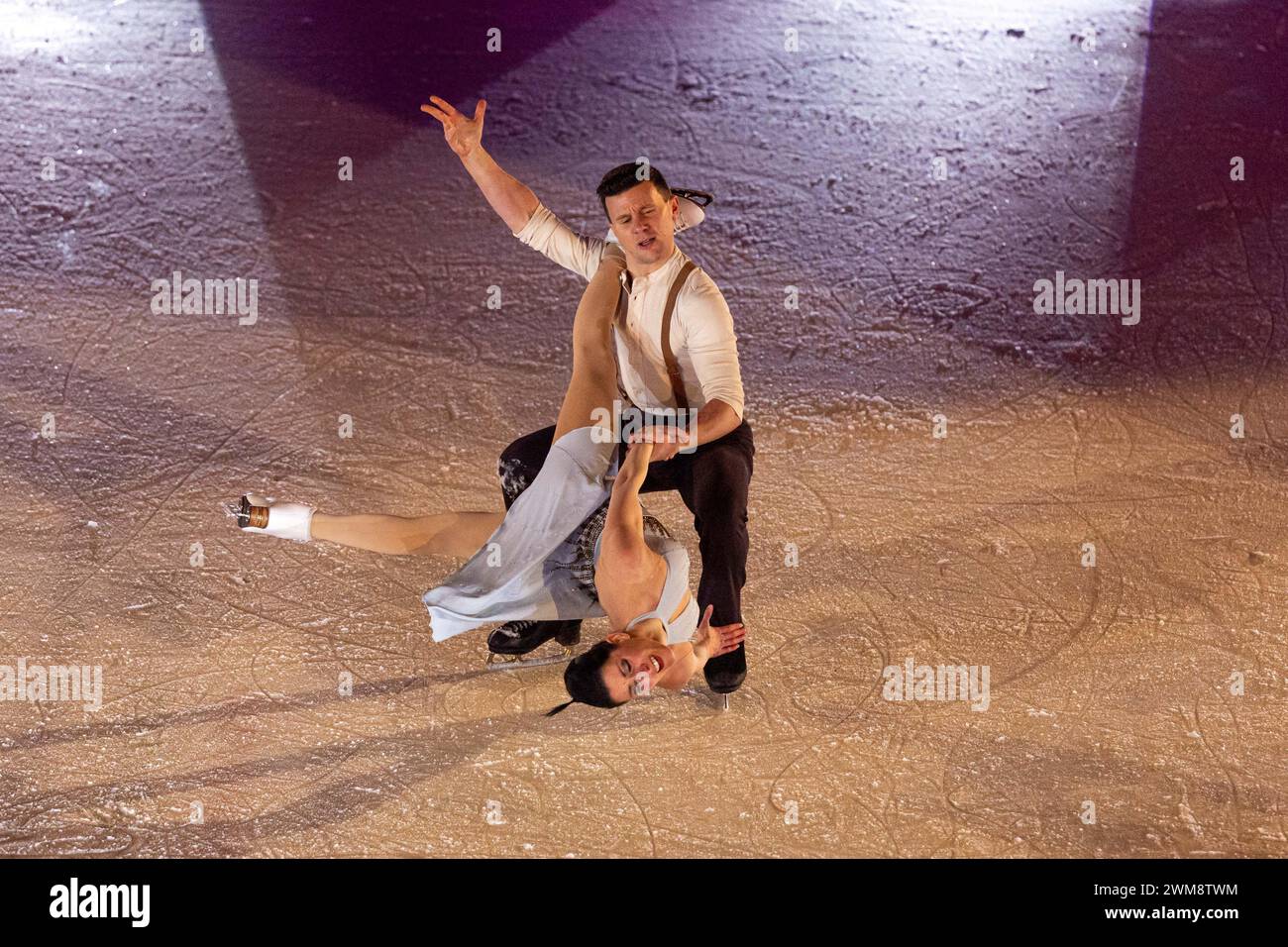 Turin, Italie, samedi 24 février 2024. Charlène Guignard, Marco Fabbripendant les lumières sur U à PalaVela, RoadTO2025. Crédit : Mattia Martegani/Alamy Live News Banque D'Images