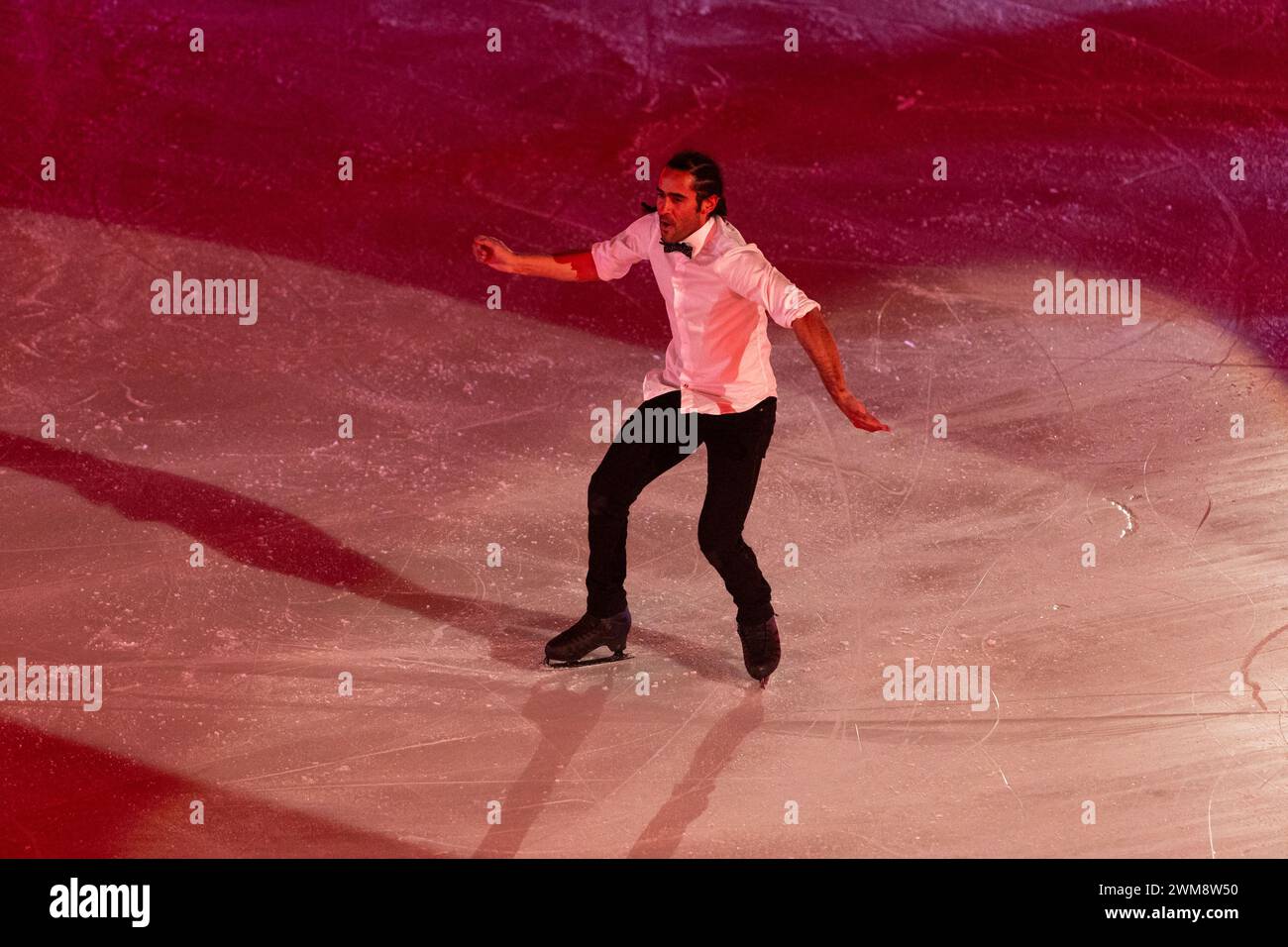 Turin, Italie, samedi 24 février 2024. Philip Warren pendant les lumières sur U à PalaVela, RoadTO2025. Crédit : Mattia Martegani/Alamy Live News Banque D'Images