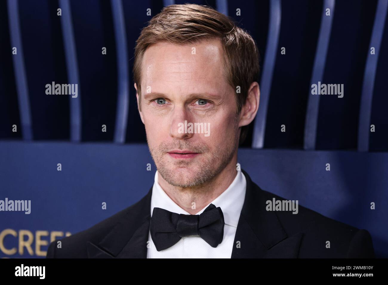 LOS ANGELES, CALIFORNIE, États-Unis - 24 FÉVRIER : Alexander Skarsgard arrive à la 30e cérémonie annuelle Screen Actors Guild Awards qui se tient au Shrine Auditorium and Expo Hall le 24 février 2024 à Los Angeles, Californie, États-Unis. (Photo de Xavier Collin/image Press Agency) Banque D'Images