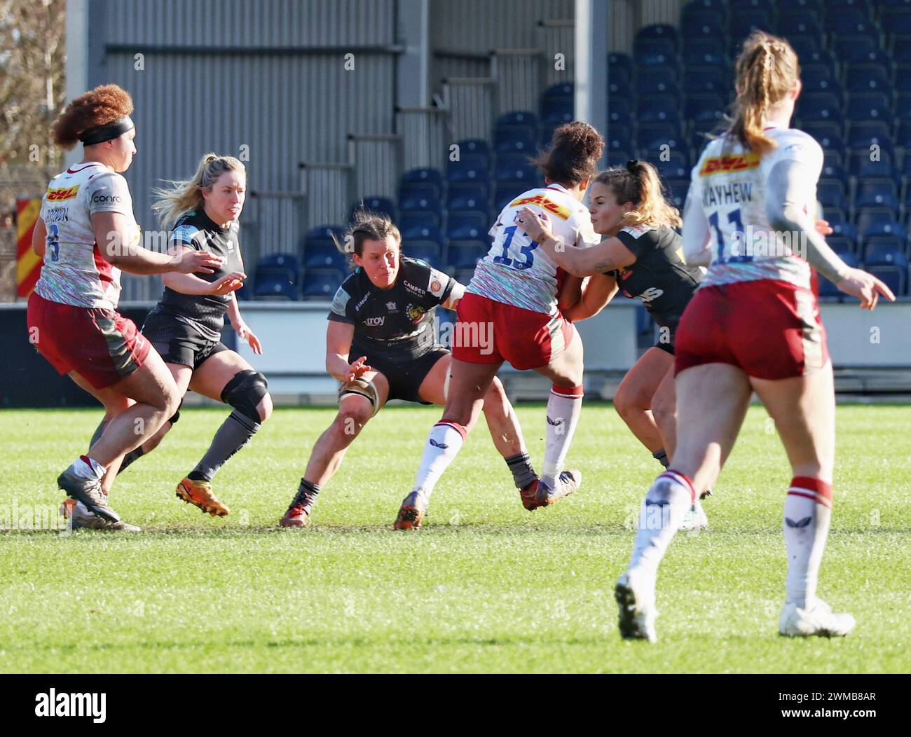 Exeter, Devon, Royaume-Uni. 24 février 2024. Allianz Premiership Women's Rugby : Exeter Chiefs v Harlequins Women at Sandy Park, Exeter, Devon, Royaume-Uni. Photo : Lagi Tuima Tackled Credit : Nidpor/Alamy Live News Banque D'Images
