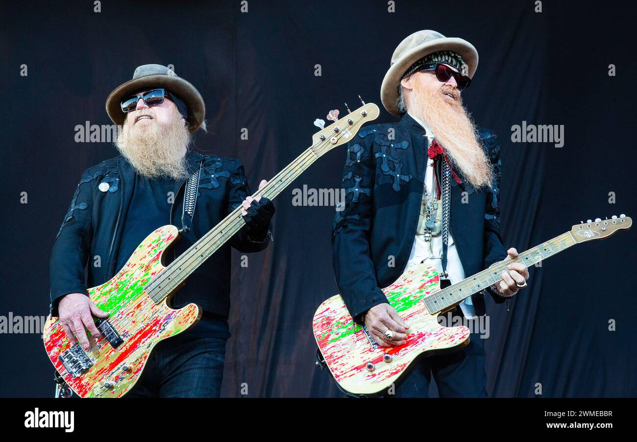 Dusty Hill et Billy F Gibbons de ZZ Top en live au Sweden Rock Festival Banque D'Images