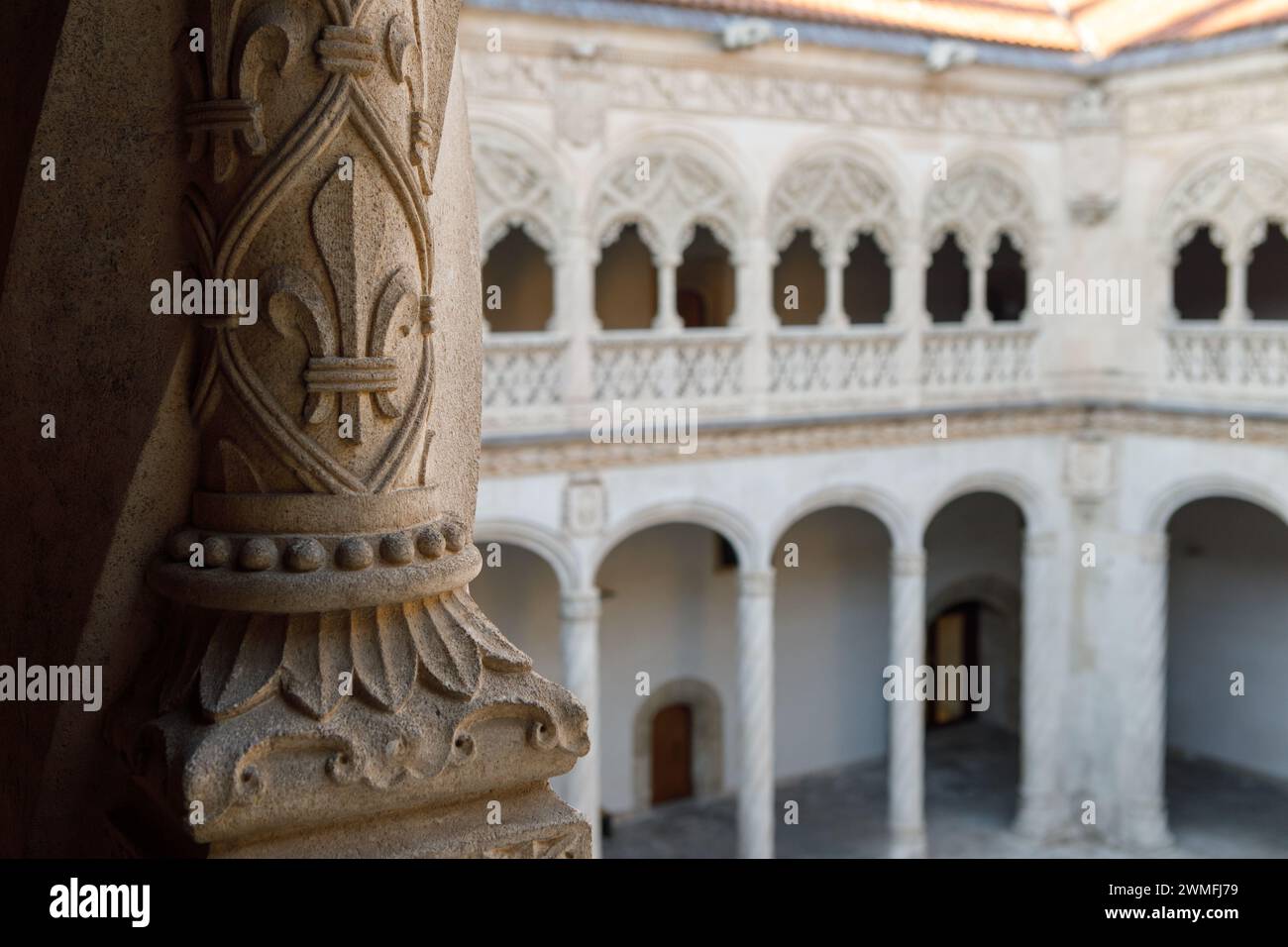 Valladolid, Espagne - 18 février 2024 : cloître du Musée national de la sculpture Banque D'Images