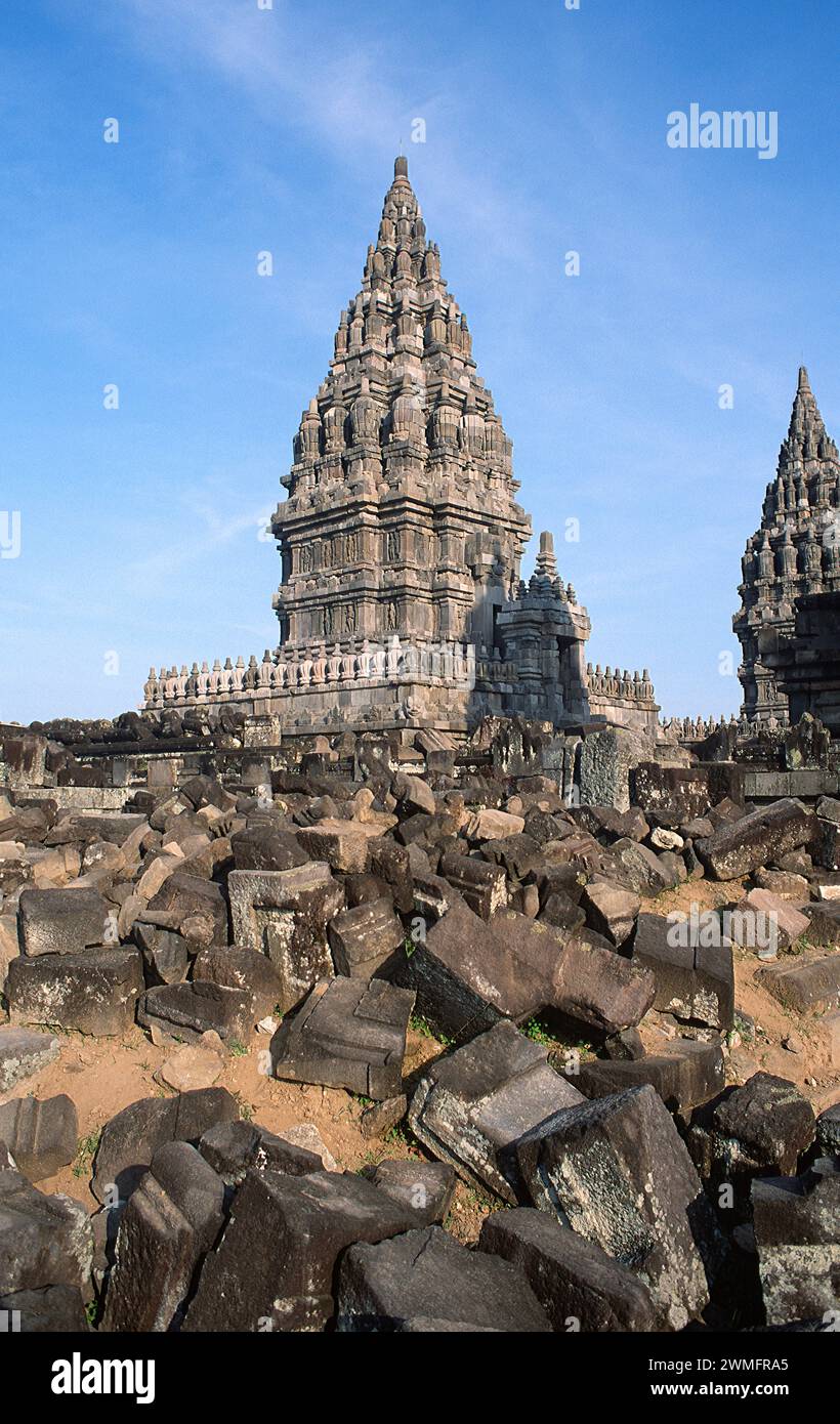 Prambanan ou Rara Jonggrang, Temple hindou du IXe siècle (patrimoine mondial de l'UNESCO).Sanctuaire principal dédié à Shiva.Yogyakarta, Java, Indonésie. Banque D'Images