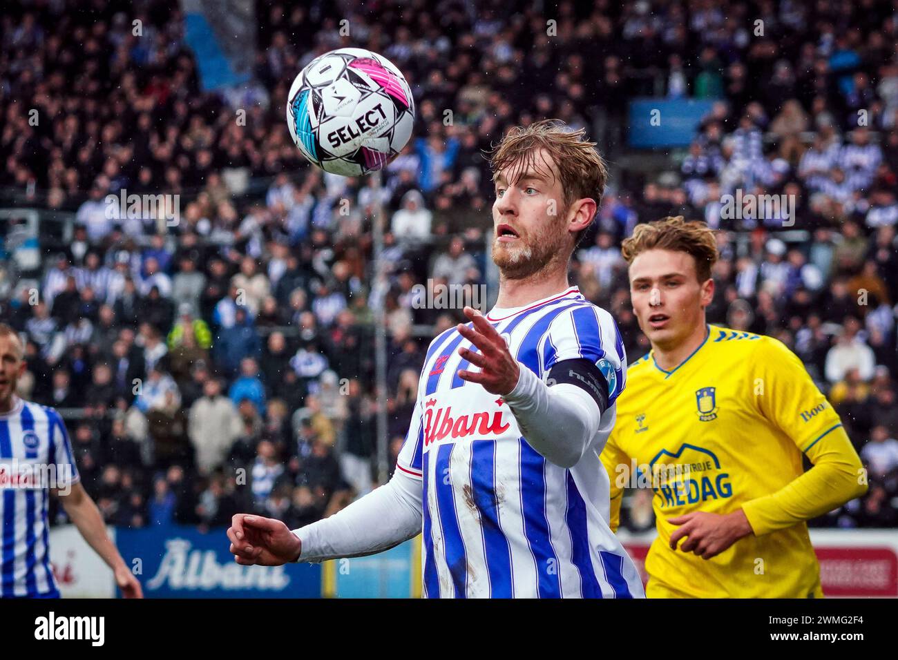 Odense, Danemark. 25 février 2024. Filip Helander (25 ans) de OB vu lors du match de 3F Superliga entre Odense BK et Broendby IF au nature Energy Park à Odense. (Crédit photo : Gonzales photo/Alamy Live News Banque D'Images