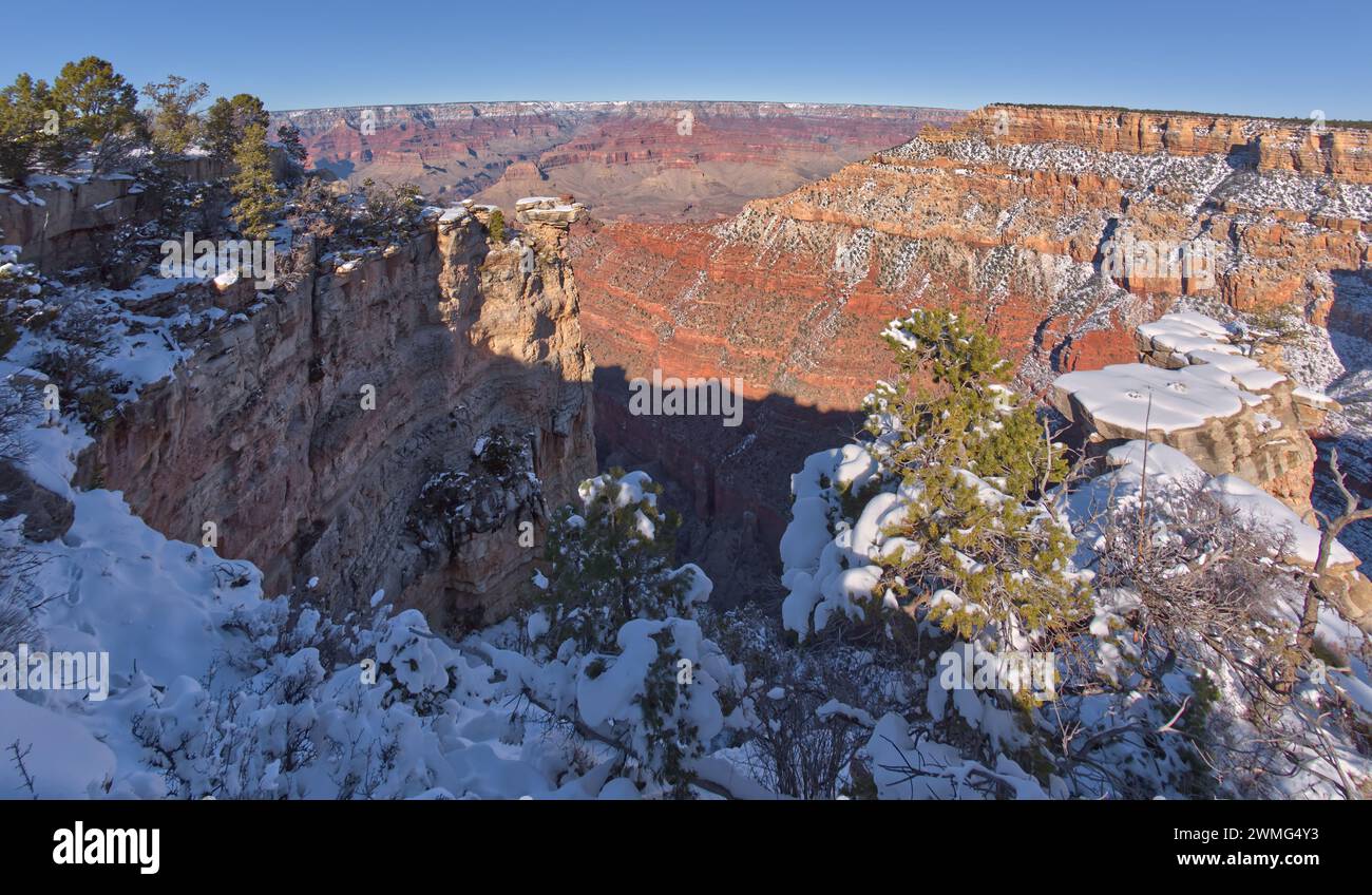 Falaises enneigées de Pipe Creek Canyon au Grand Canyon Arizona Banque D'Images