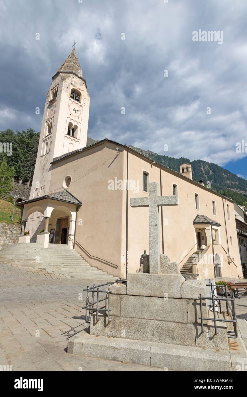 Courmayeur - l'église Chiesa di San Pantaleone Banque D'Images