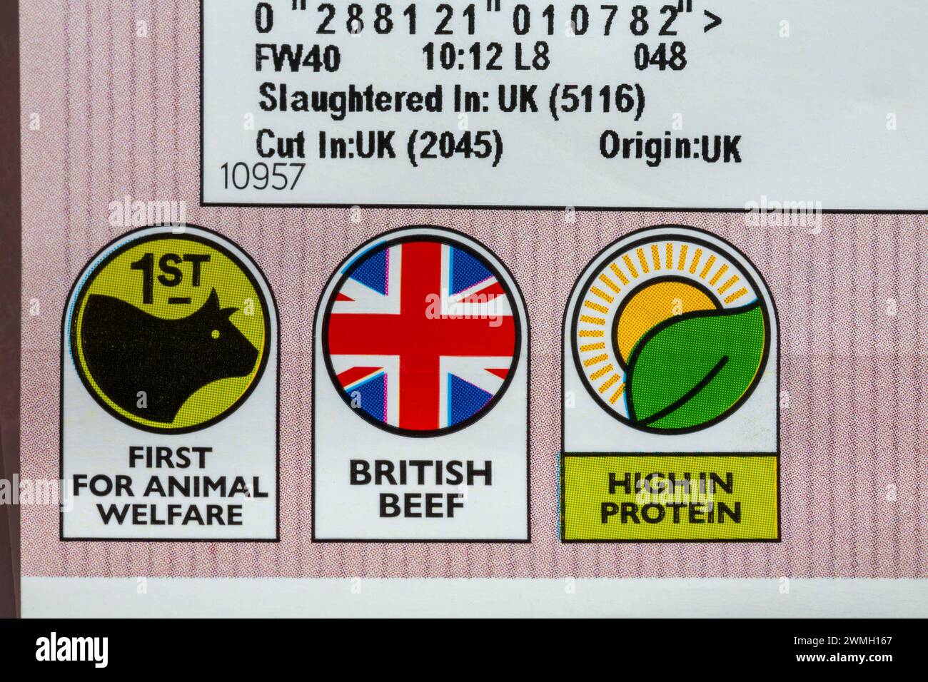 Premier pour le bien-être animal, le bœuf britannique, les symboles riches en protéines sur le paquet de filet de bœuf britannique Steak de races locales de Waitrose Banque D'Images