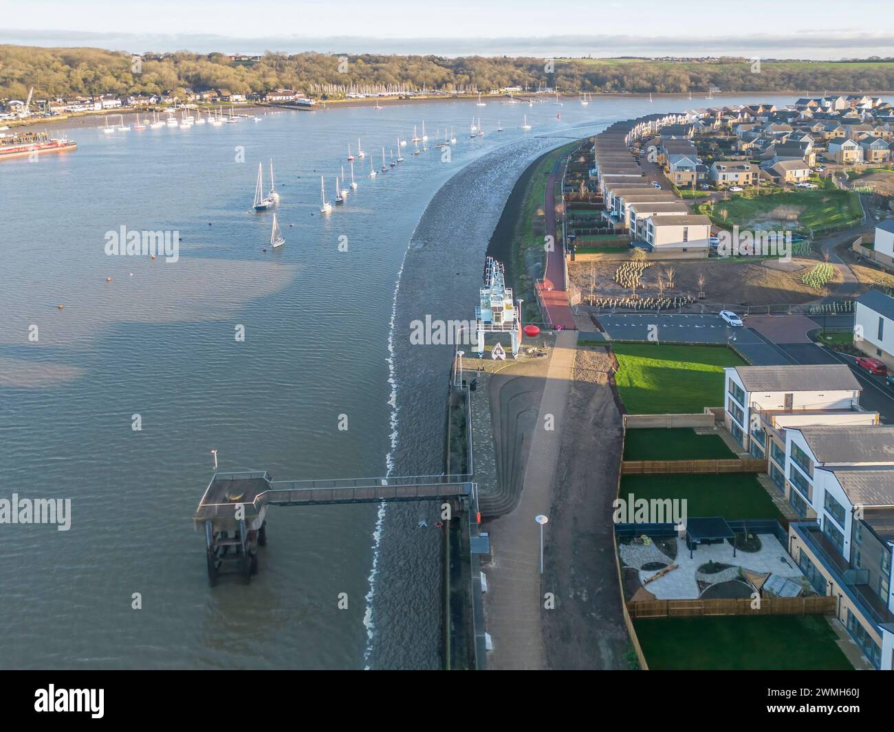 Vue aérienne de l'île Sainte-Marys à chatham sur la rivière medway dans le kent Banque D'Images