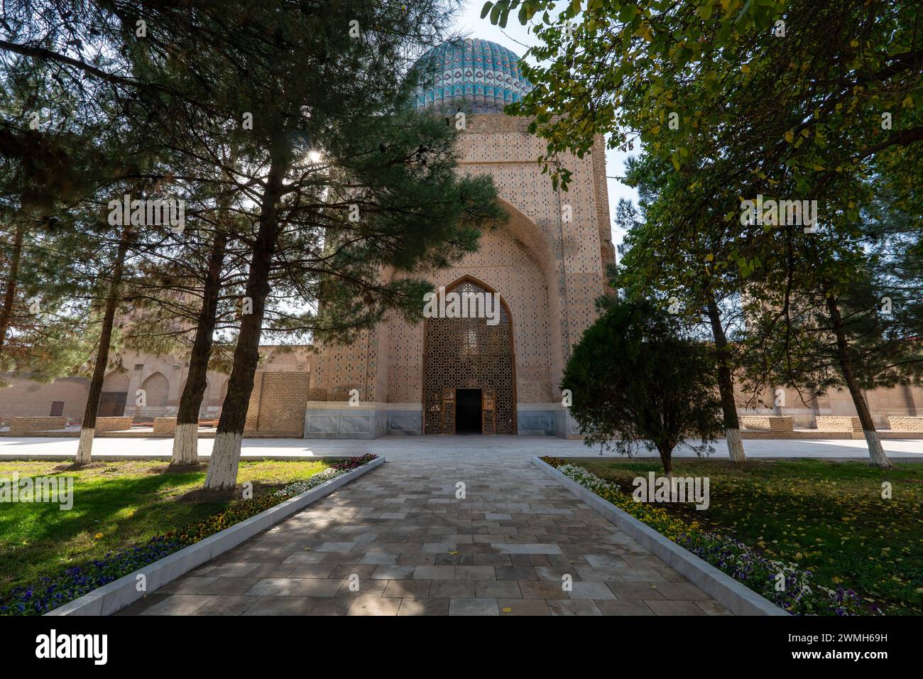 La partie centrale de Bibi-Khanim à Samarcande, Ouzbékistan Banque D'Images