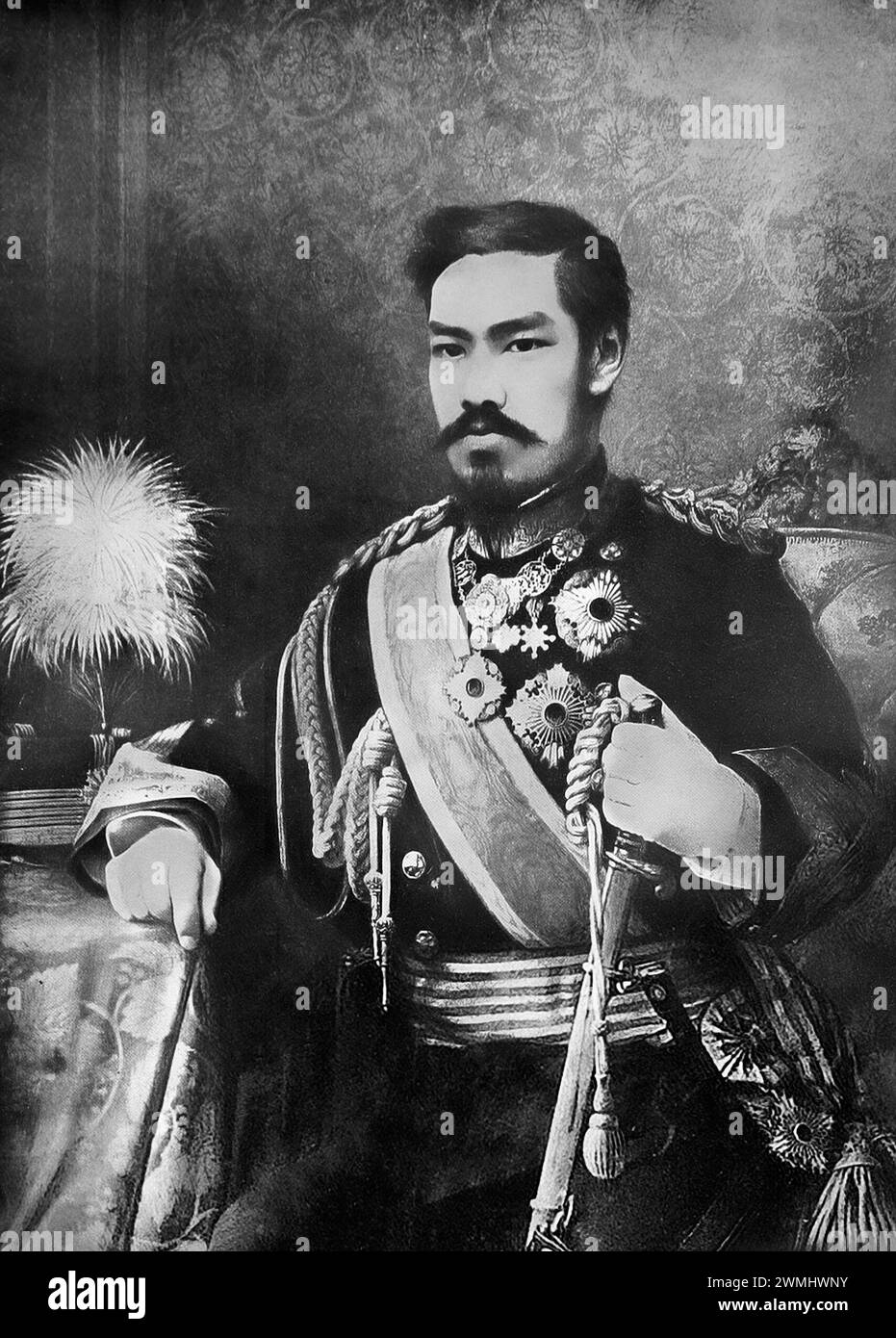 Empereur Meiji. Portrait du 122e empereur du Japon, Mutsuhito (1852-1912) en 1888. Il règne en tant qu'empereur de 1867 jusqu'à sa mort, dans le cadre de la restauration de Meiji. Banque D'Images