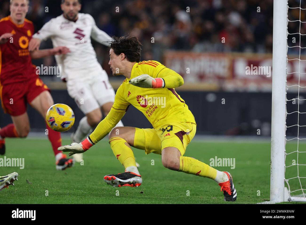 Rome, Italie 26.02.2024 : en action lors du match de football Italie Serie A TIM 2023-2024 AS ROMA vs FC Torino au stade Olympique de Rome. Banque D'Images