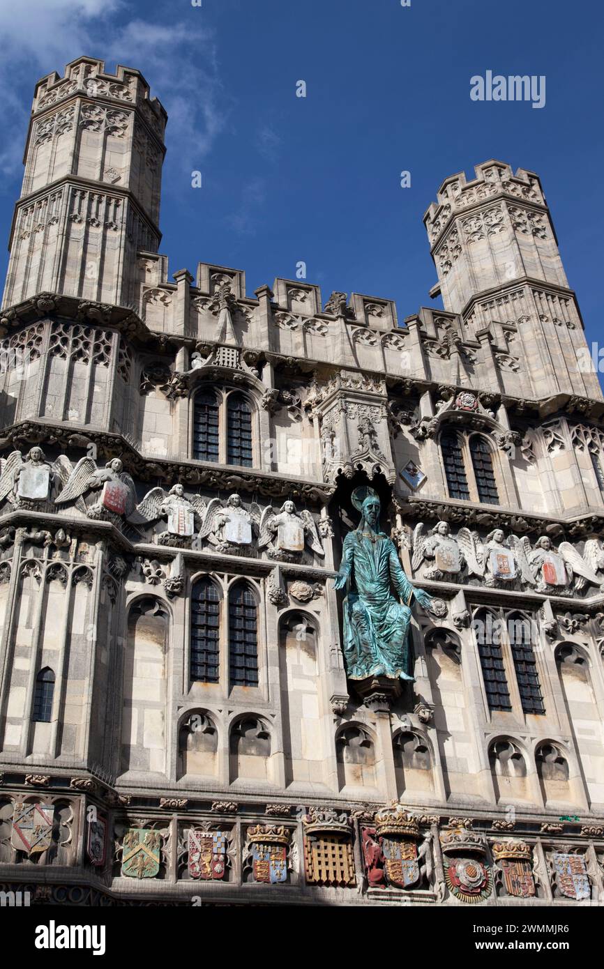 Gros plan - Christ Gate, entrée de la cathédrale, Canterbury, Kent, Royaume-Uni. Banque D'Images