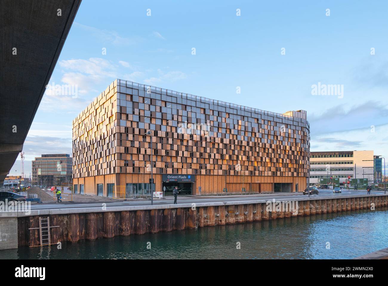 Copenhague, Danemark - parking The Timber House par Vilhelm Lauritzen architecte Banque D'Images